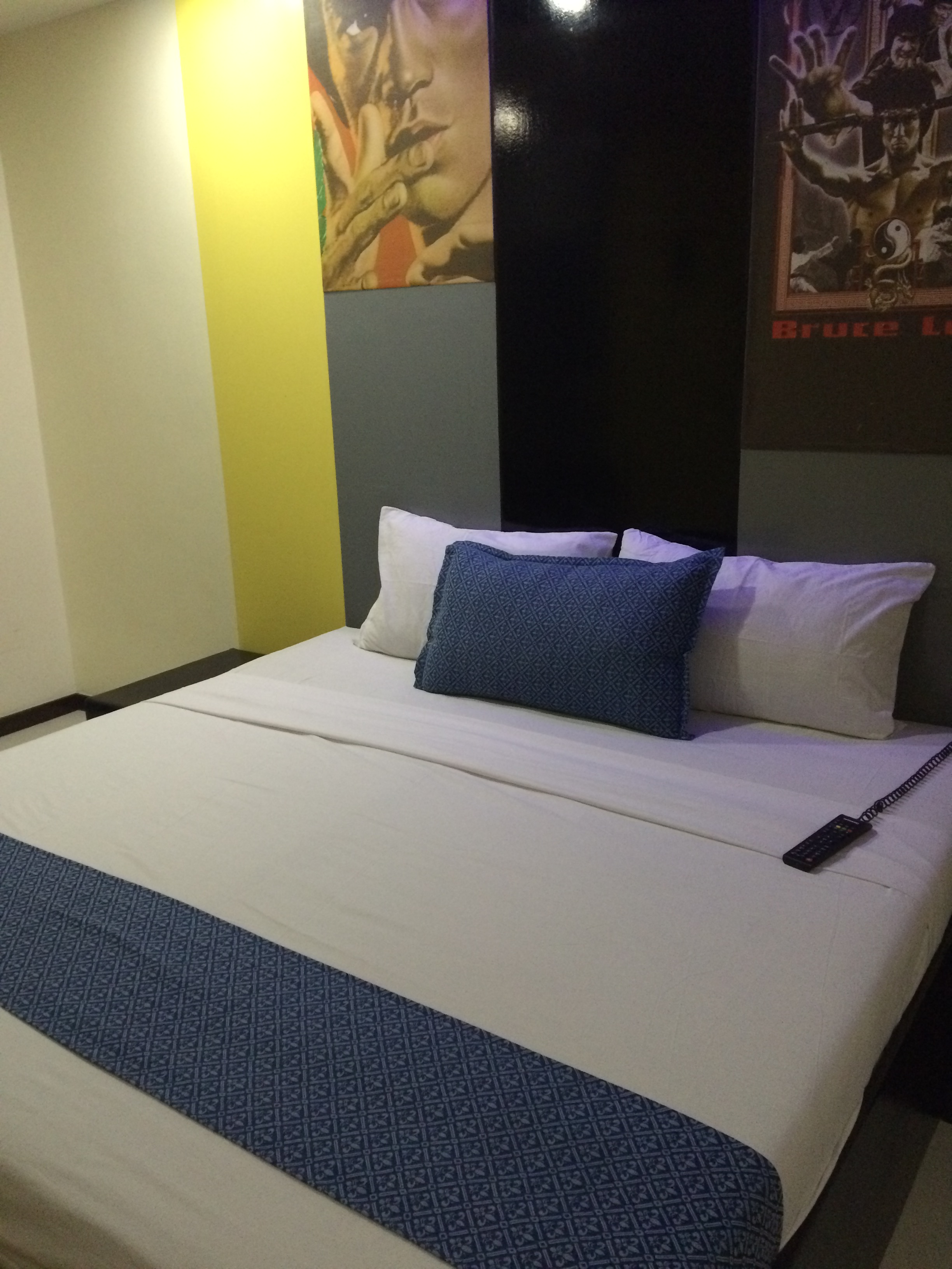Icon Hotel Timog