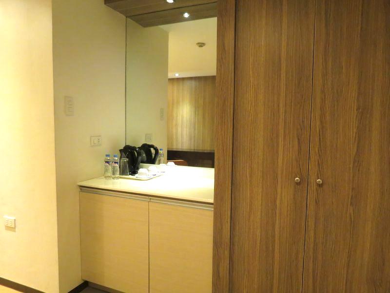 Imperial Palace Suites