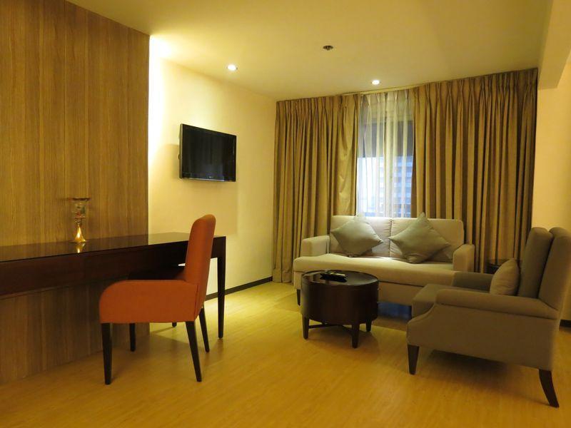 Imperial Palace Suites