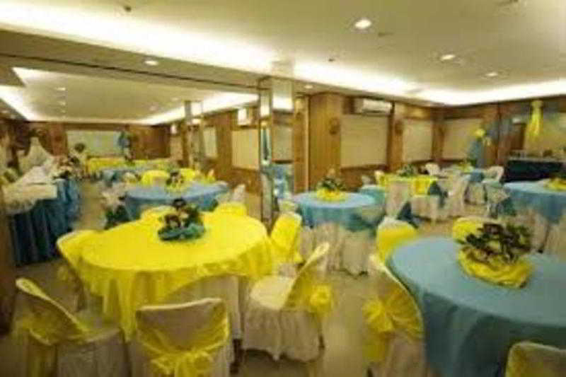 Kabayan Hotel Monumento