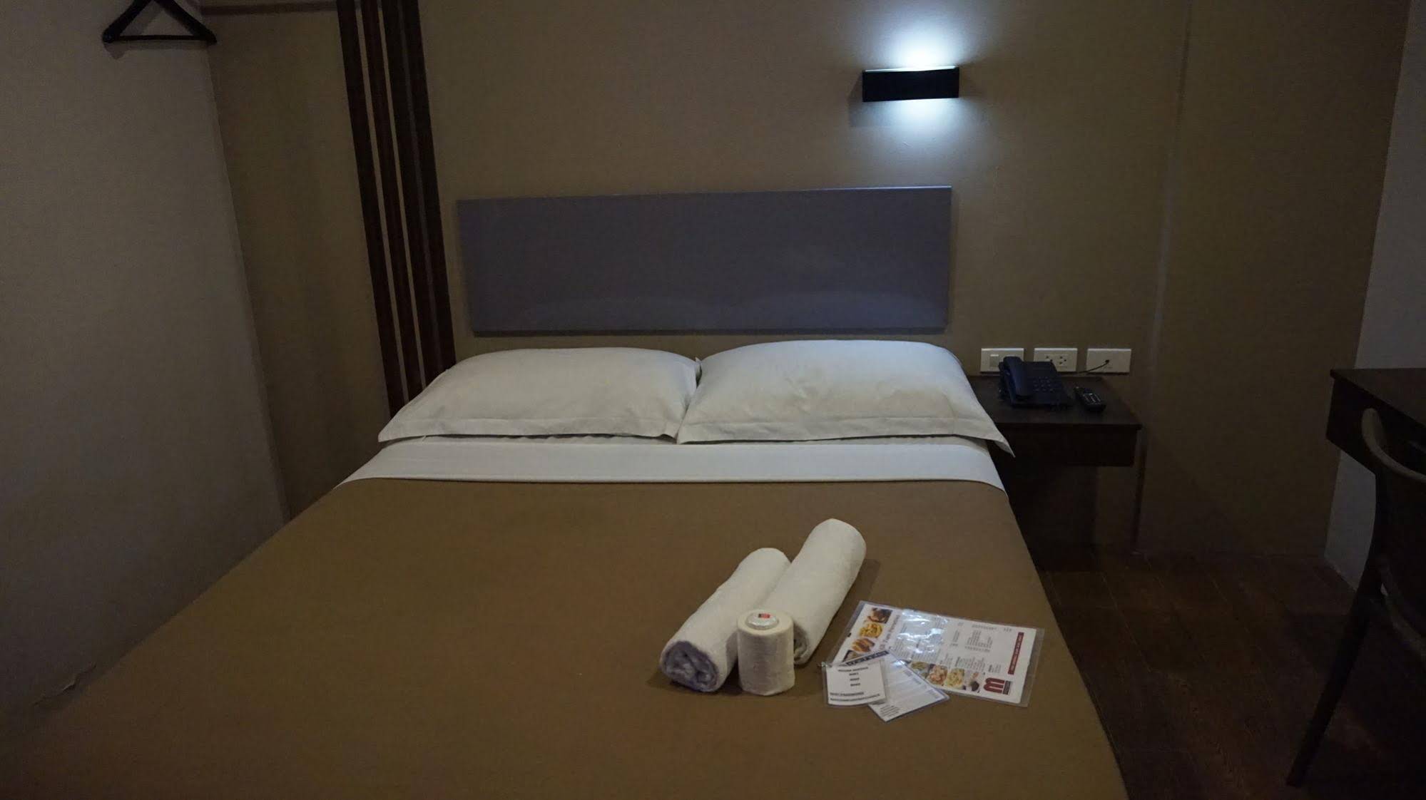 Hotel Fox