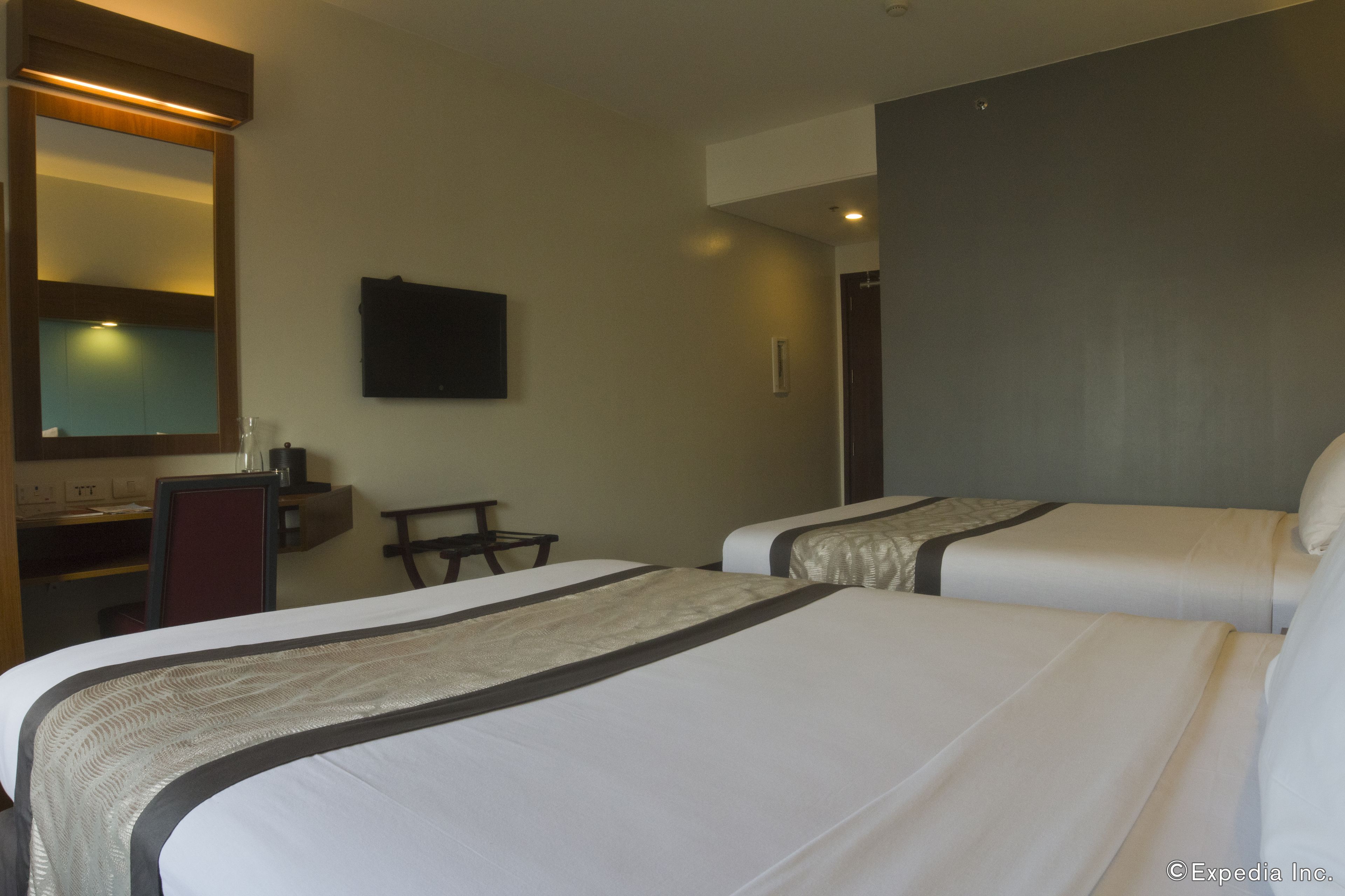 Microtel by Wyndham UP Techno Hub
