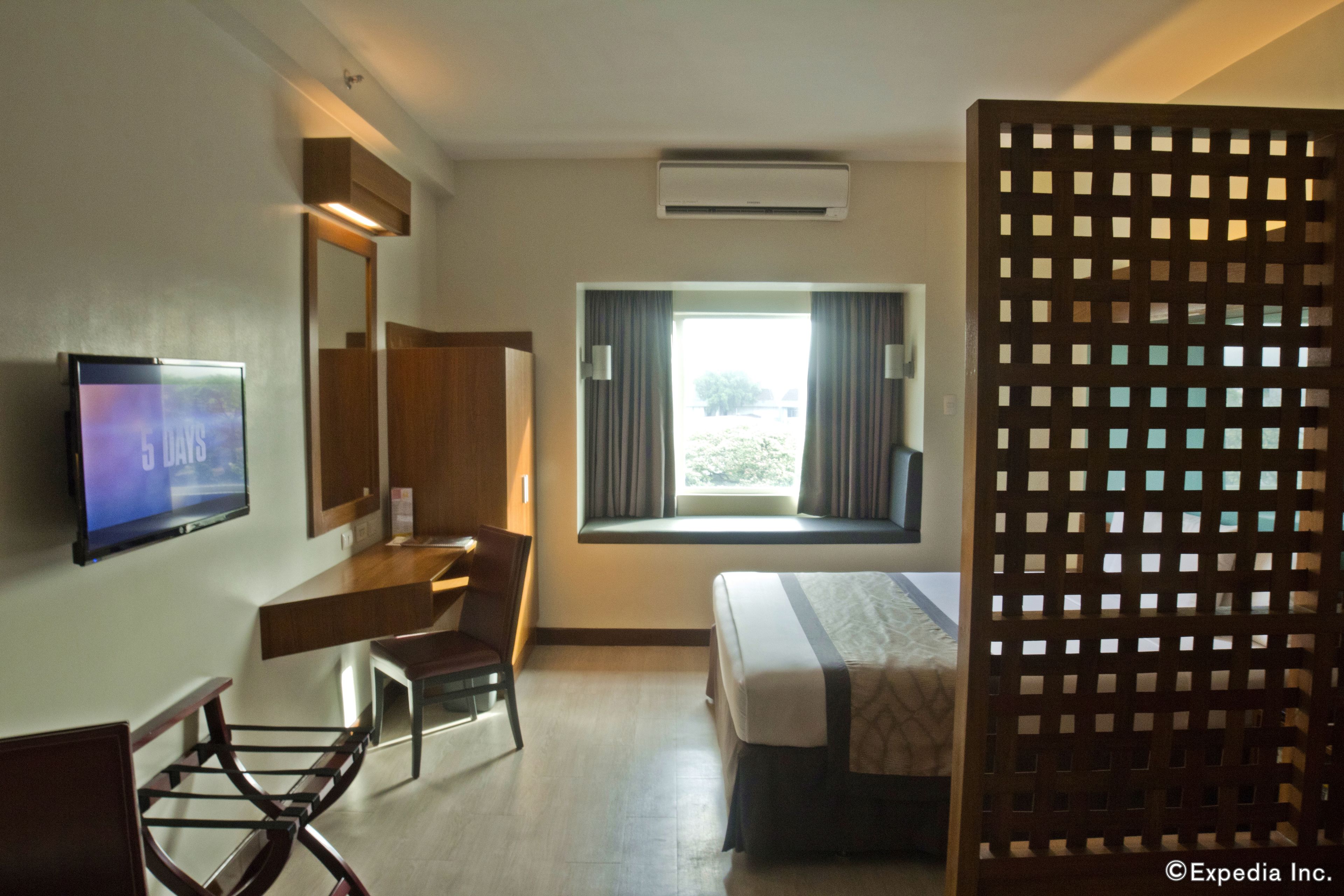 Microtel by Wyndham UP Techno Hub