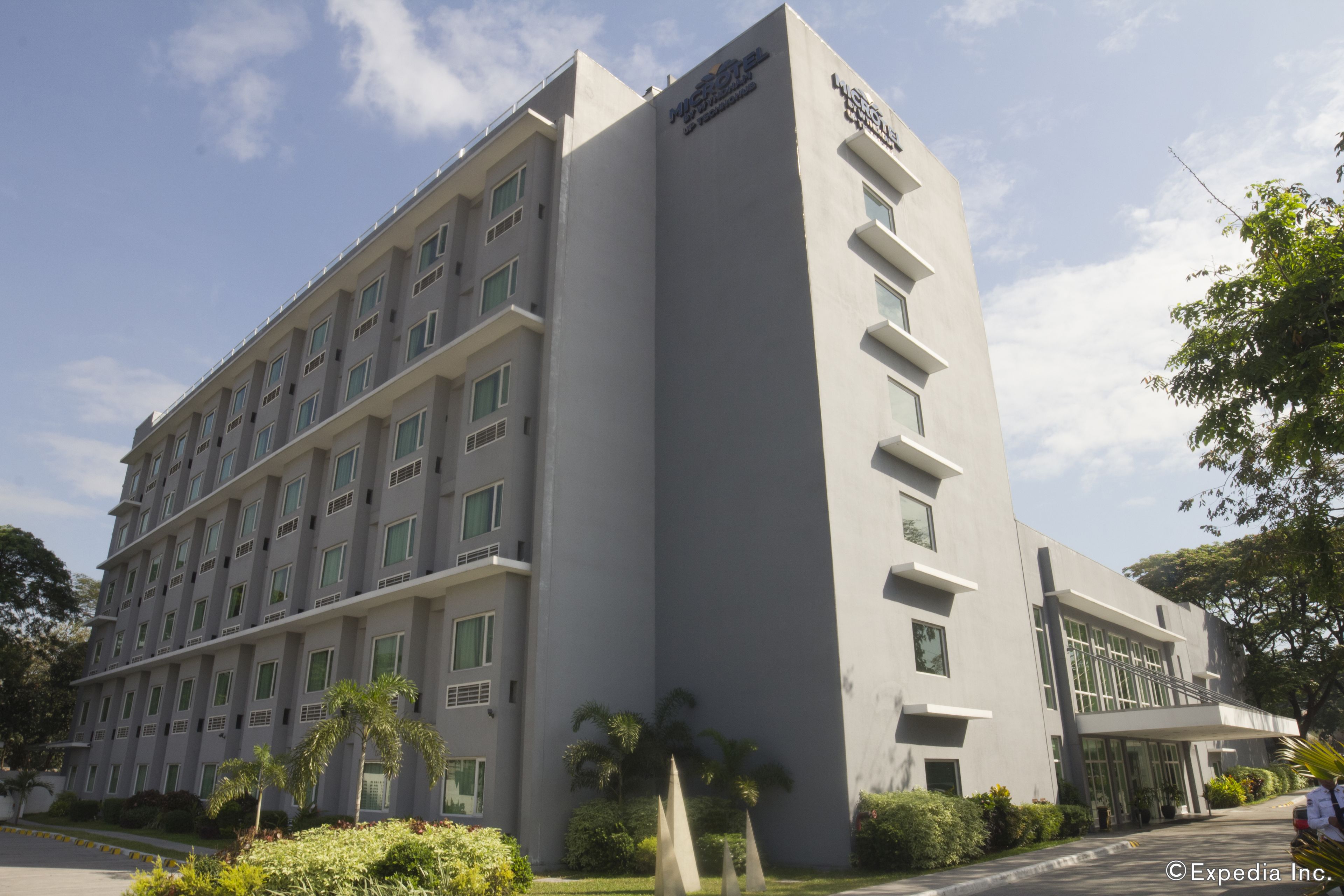 Microtel by Wyndham UP Techno Hub