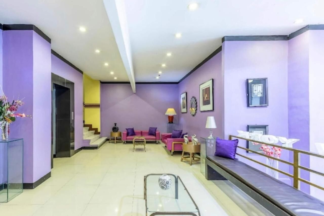 New York Hotel Miami by OYO