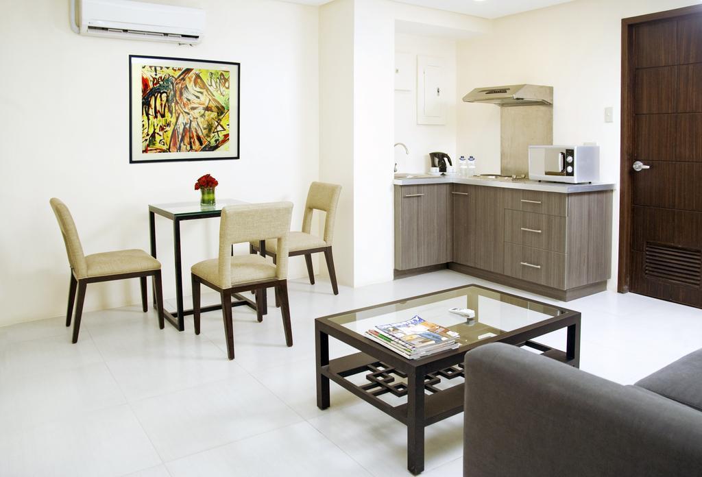 Oracle Hotel & Residences