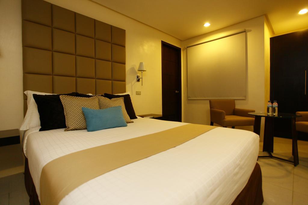 Oracle Hotel & Residences
