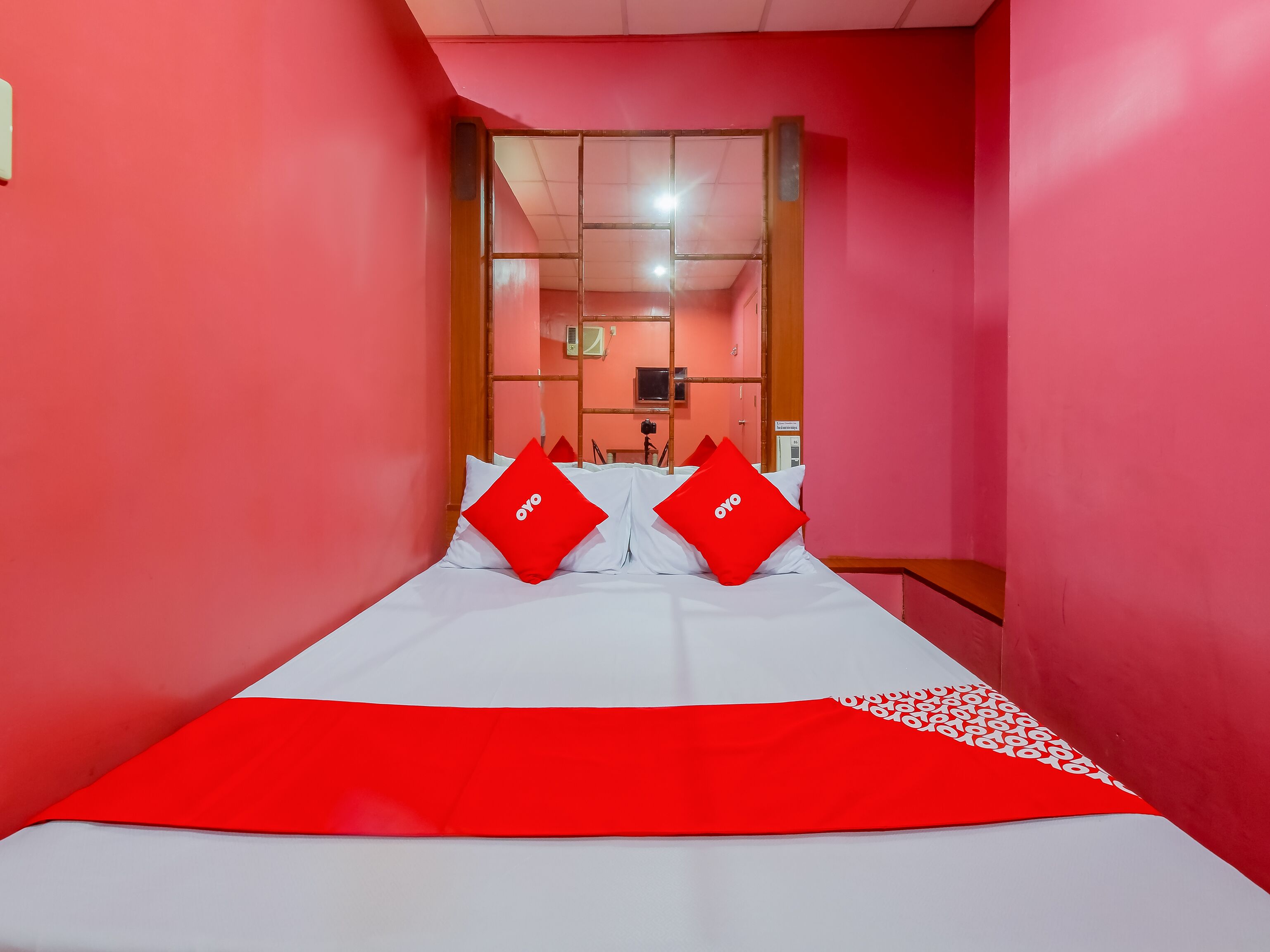 OYO 861 Rosas Travellers Inn