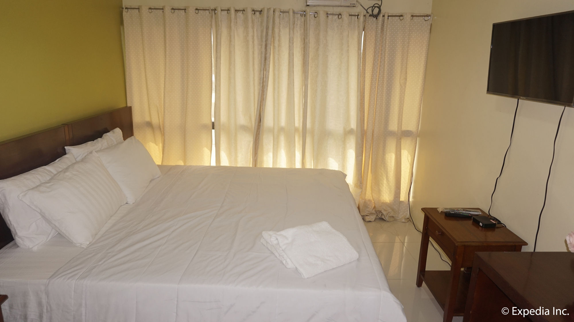 Pacific Park Hotel