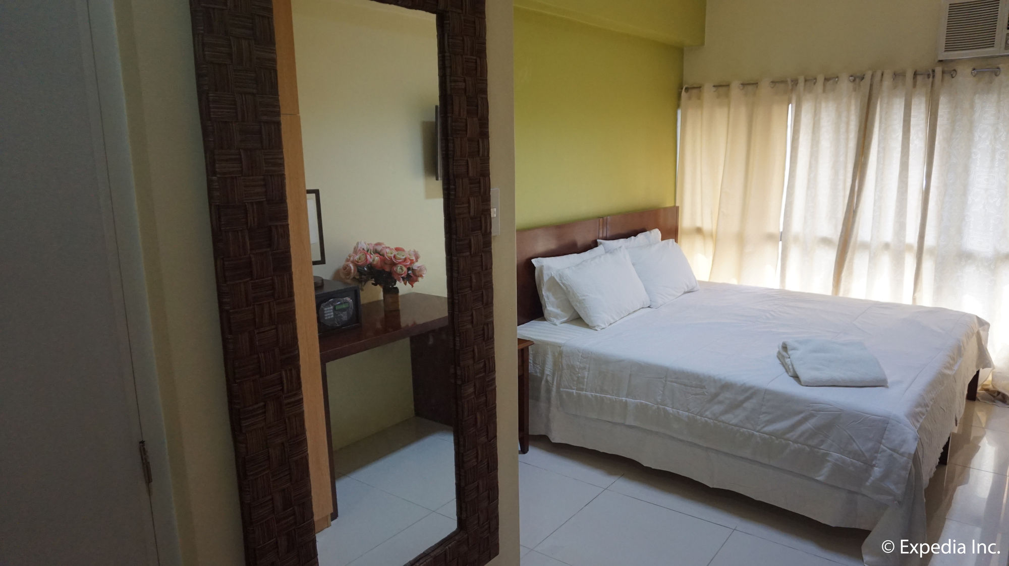 Pacific Park Hotel
