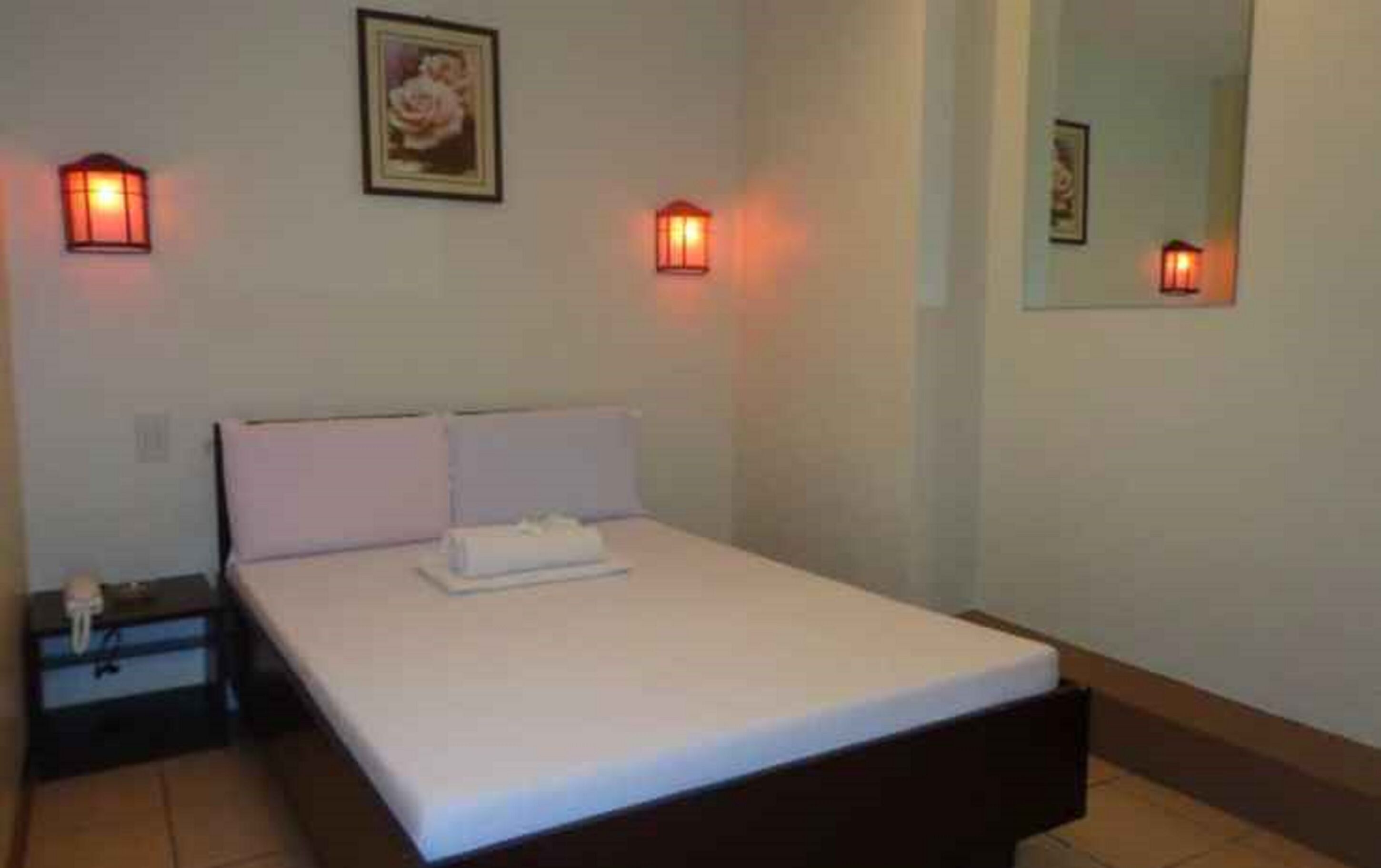 Paradise Apartelle Novaliches by OYO Rooms