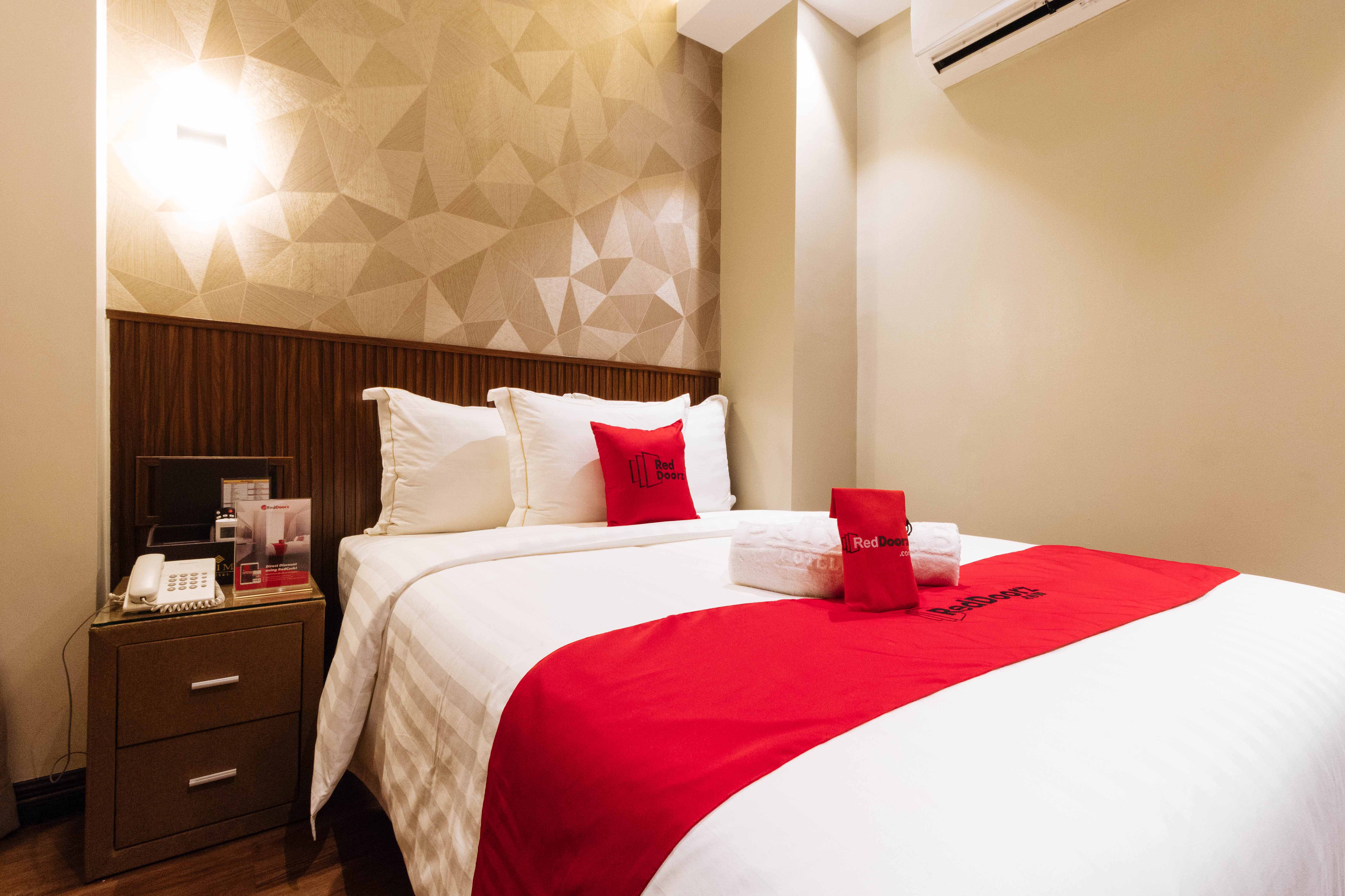 Prime Hotel by RedDoorz