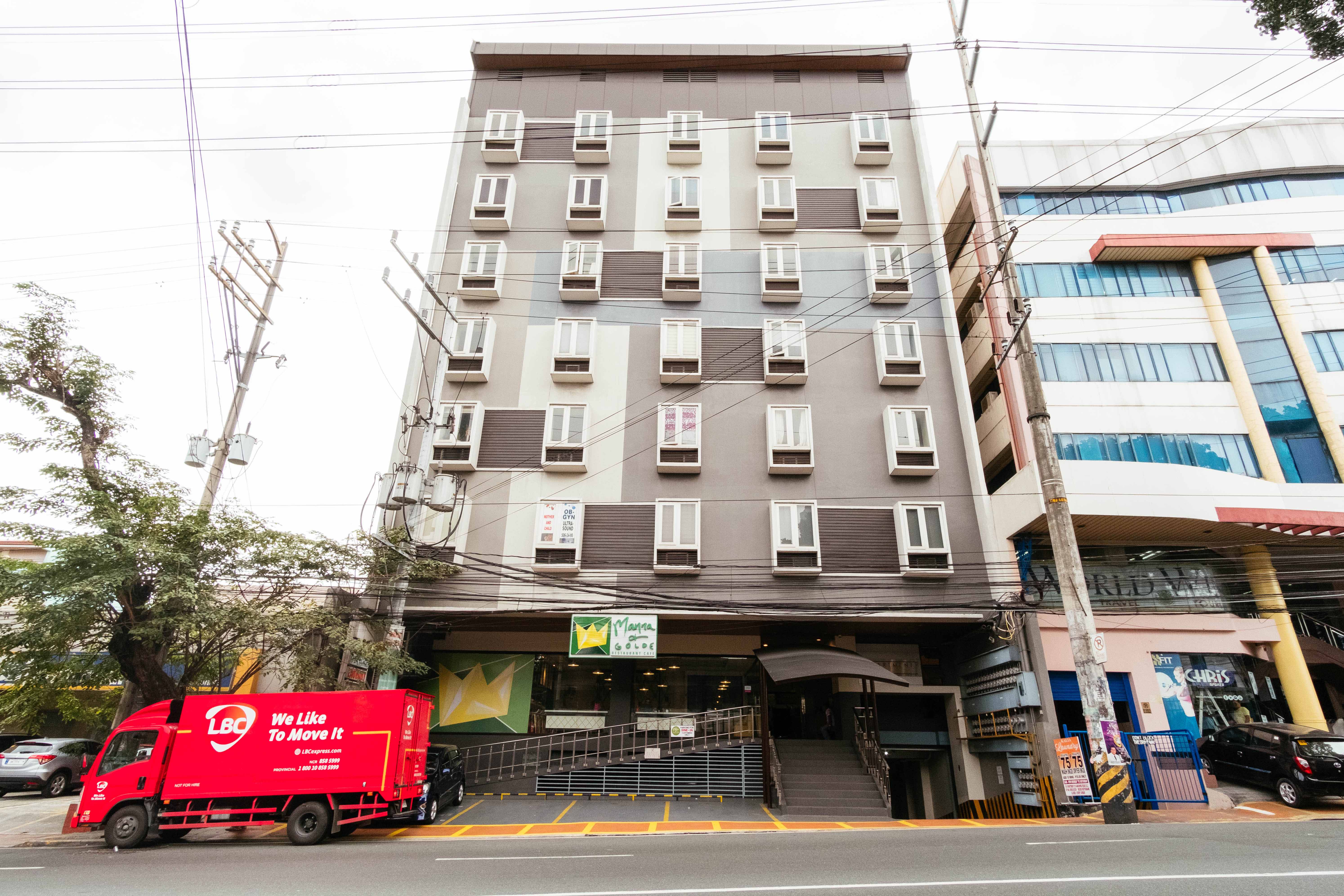RedDoorz Plus @ Kamuning Quezon City