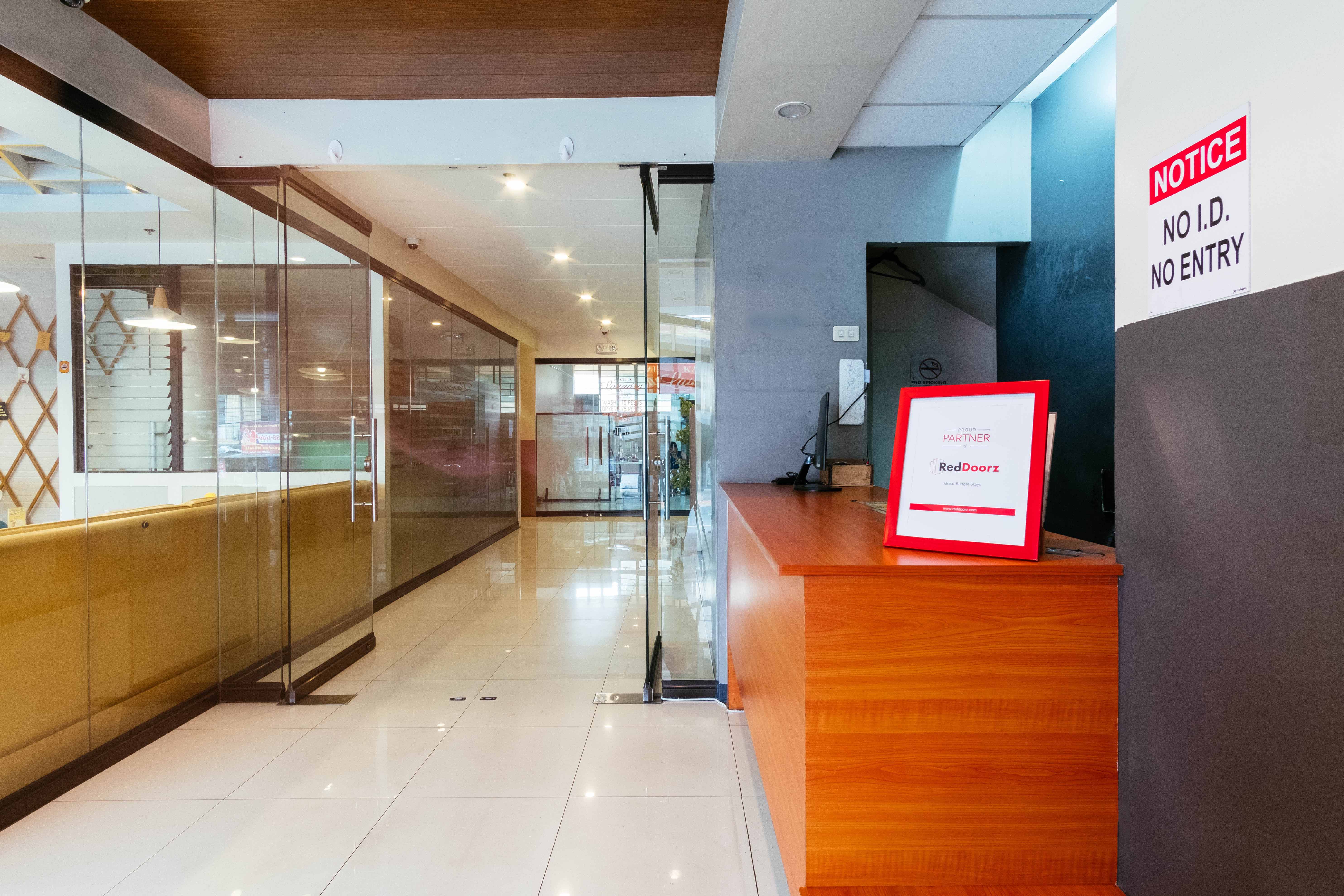 RedDoorz Plus @ Kamuning Quezon City