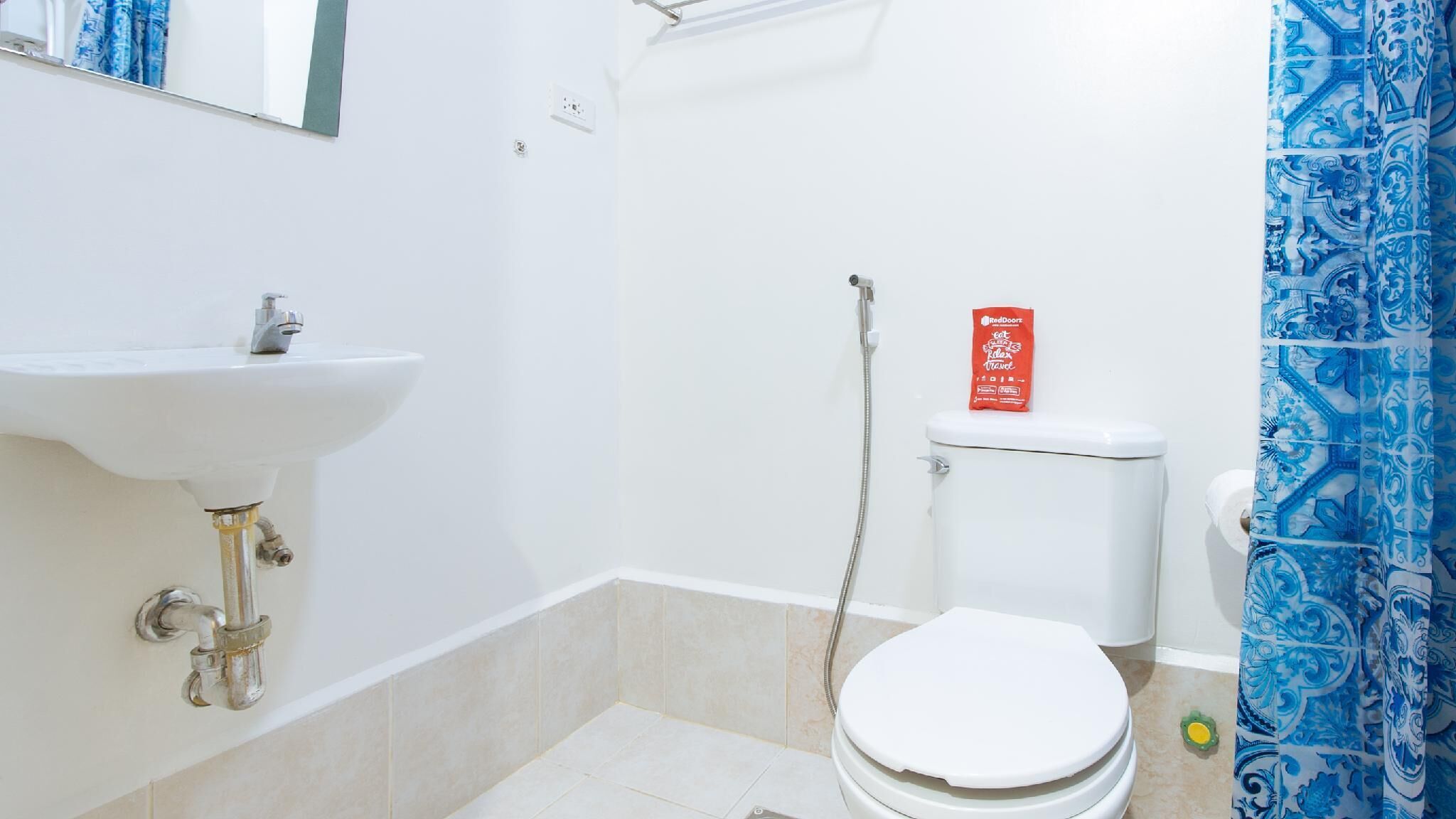 Reddoorz Premium @ Smdc Fairview 2