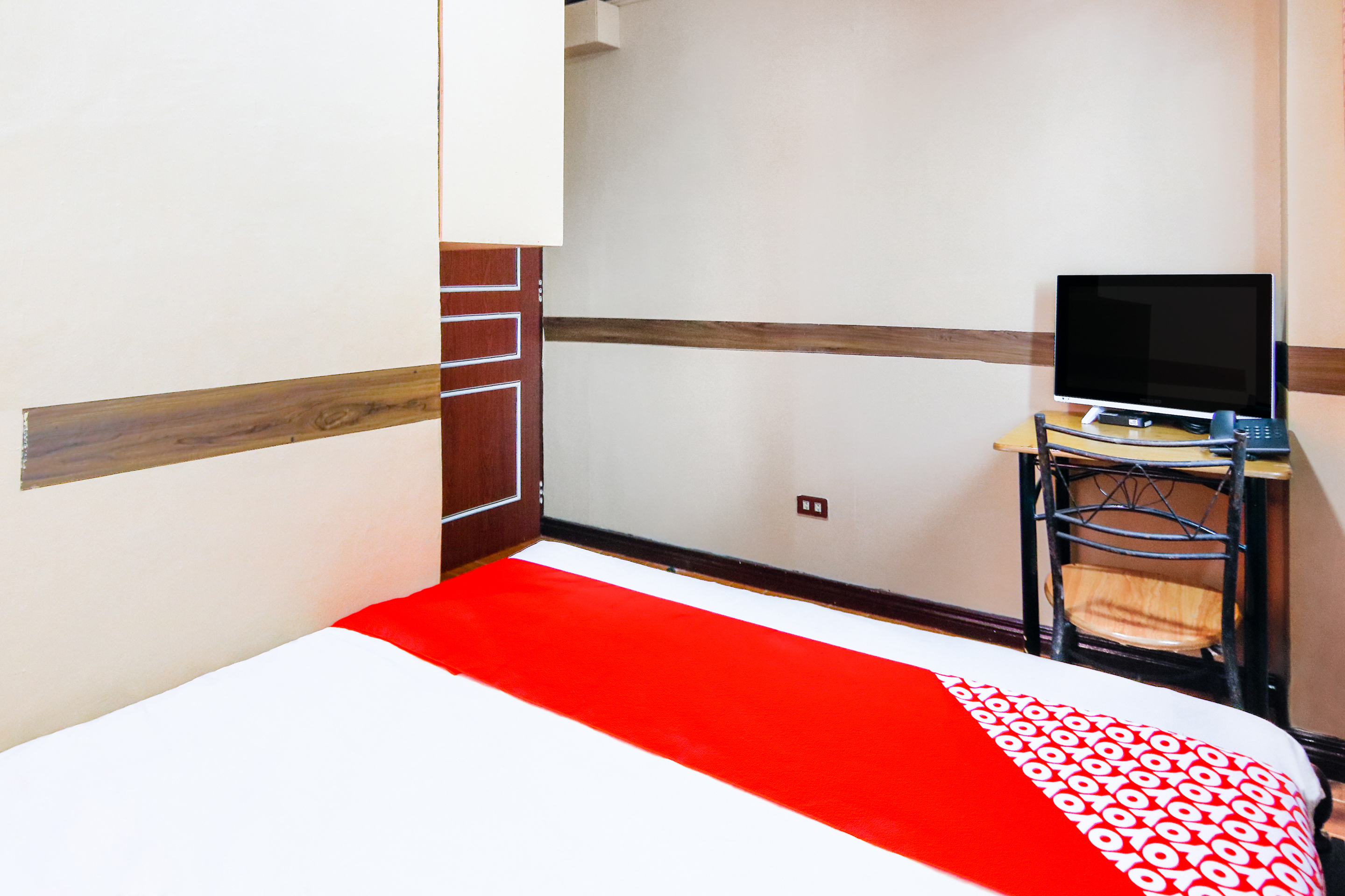 Rochelle Apartelle by OYO Rooms