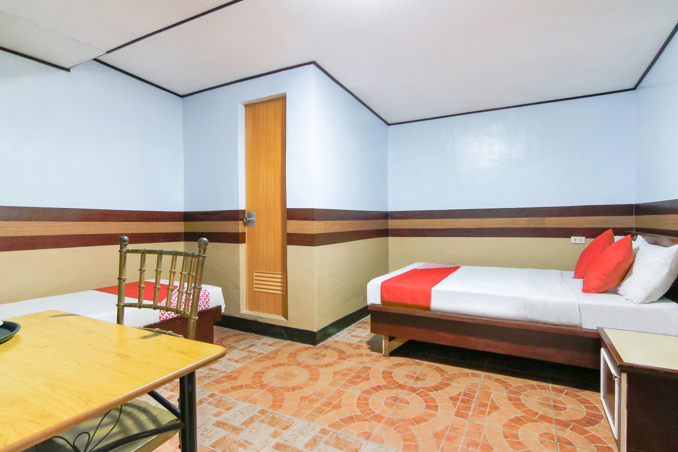 Rochelle Apartelle by OYO Rooms