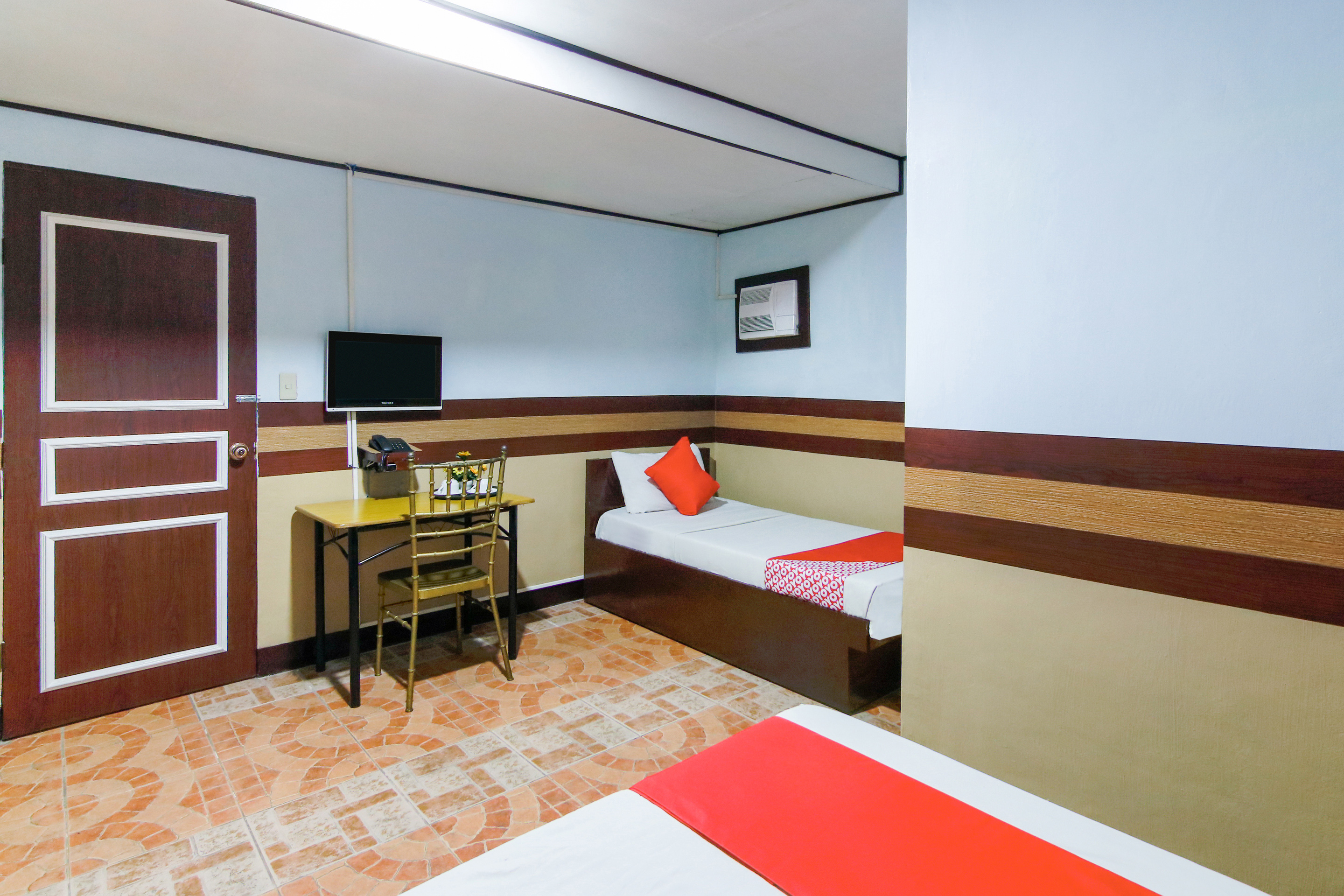 Rochelle Apartelle by OYO Rooms