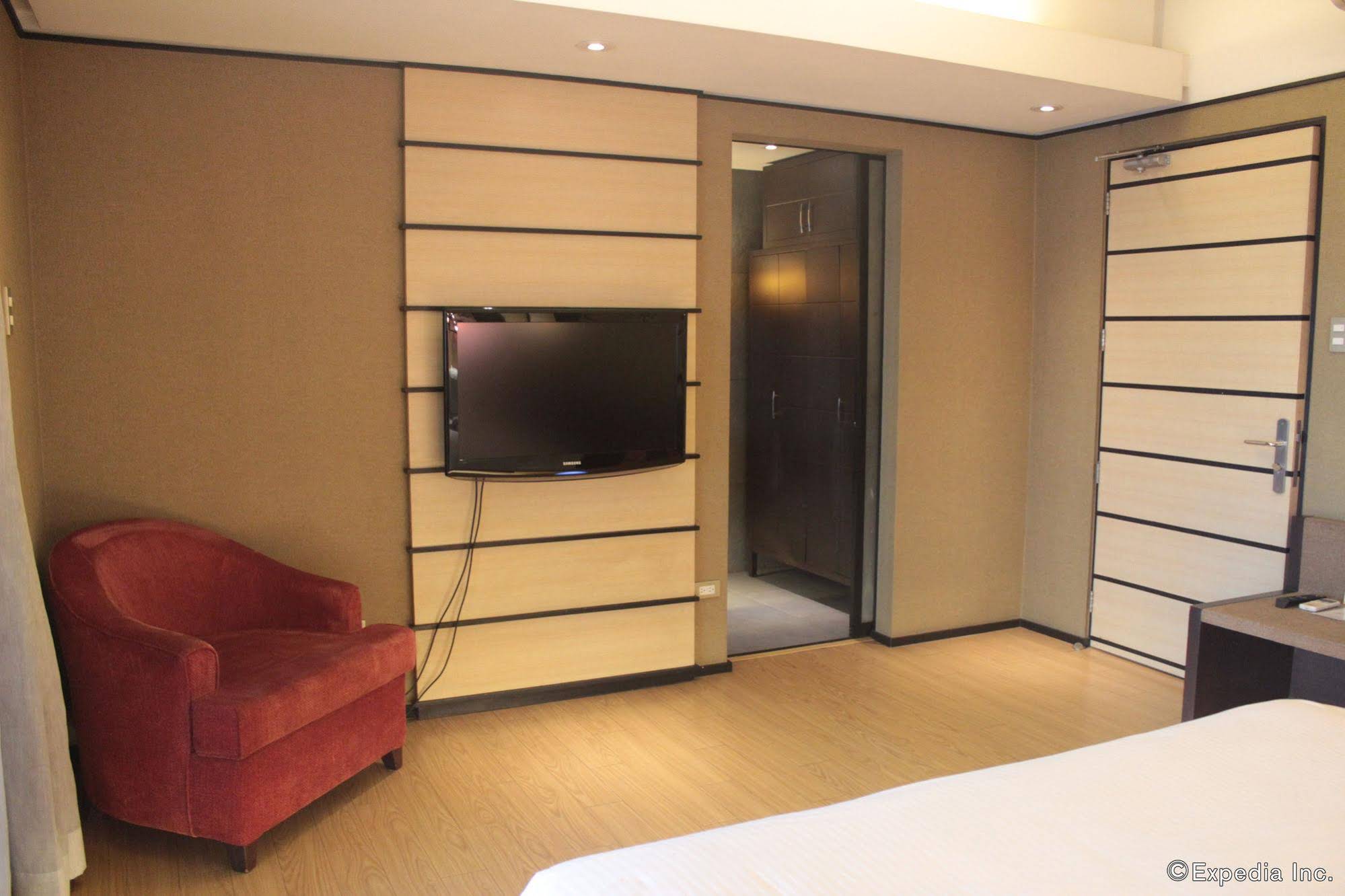 Soleste Suites