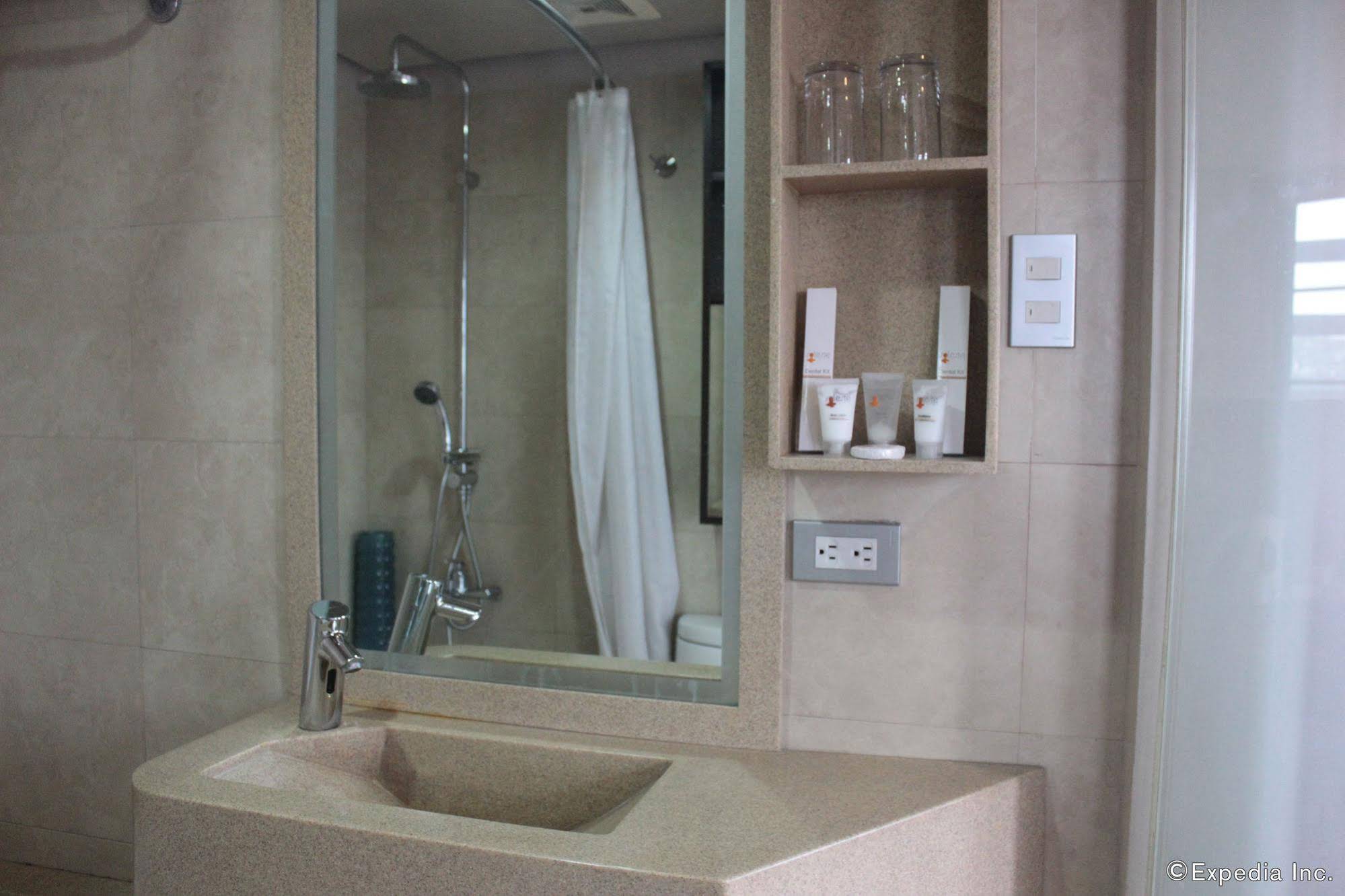 Soleste Suites