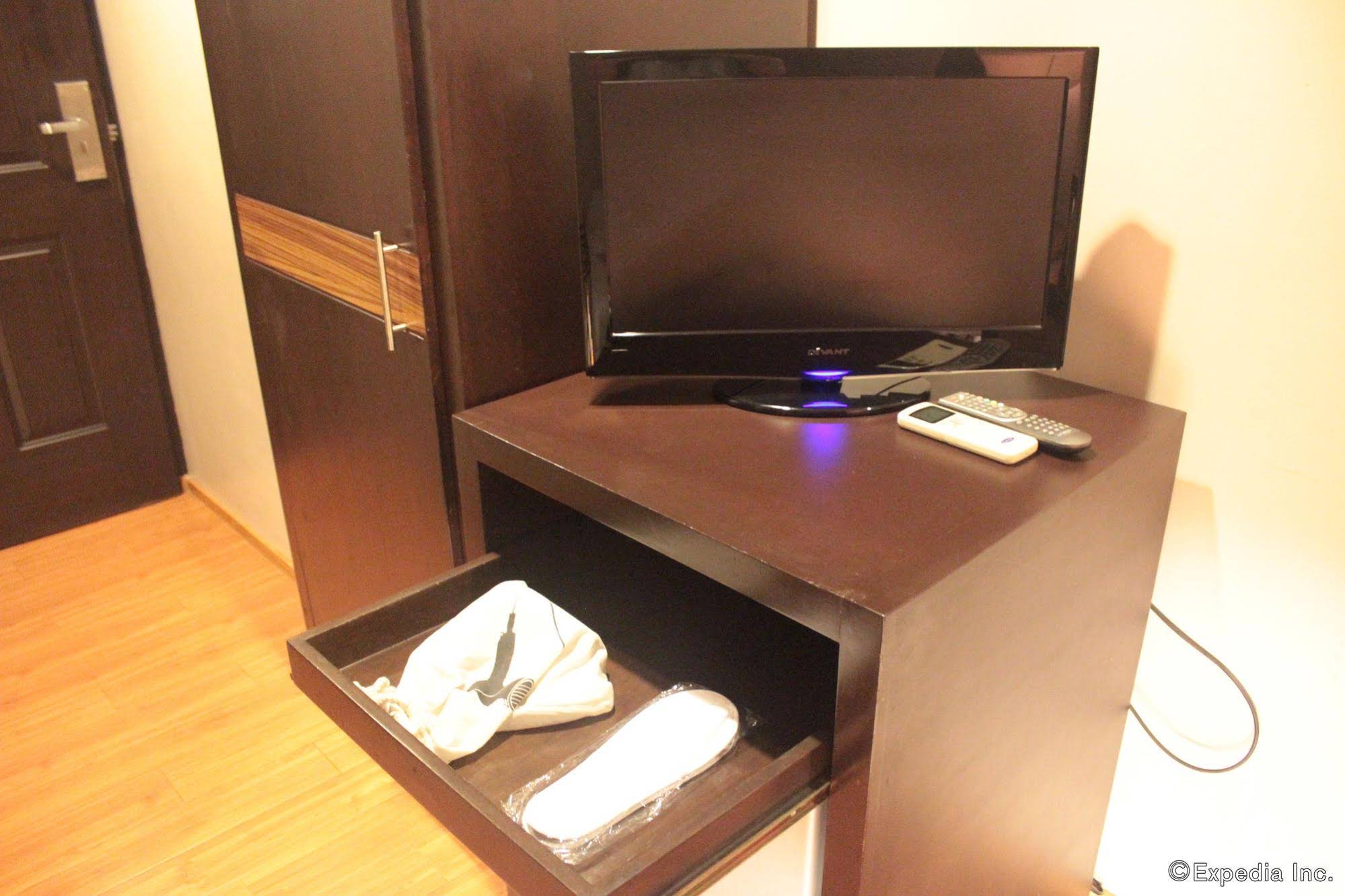 Soleste Suites