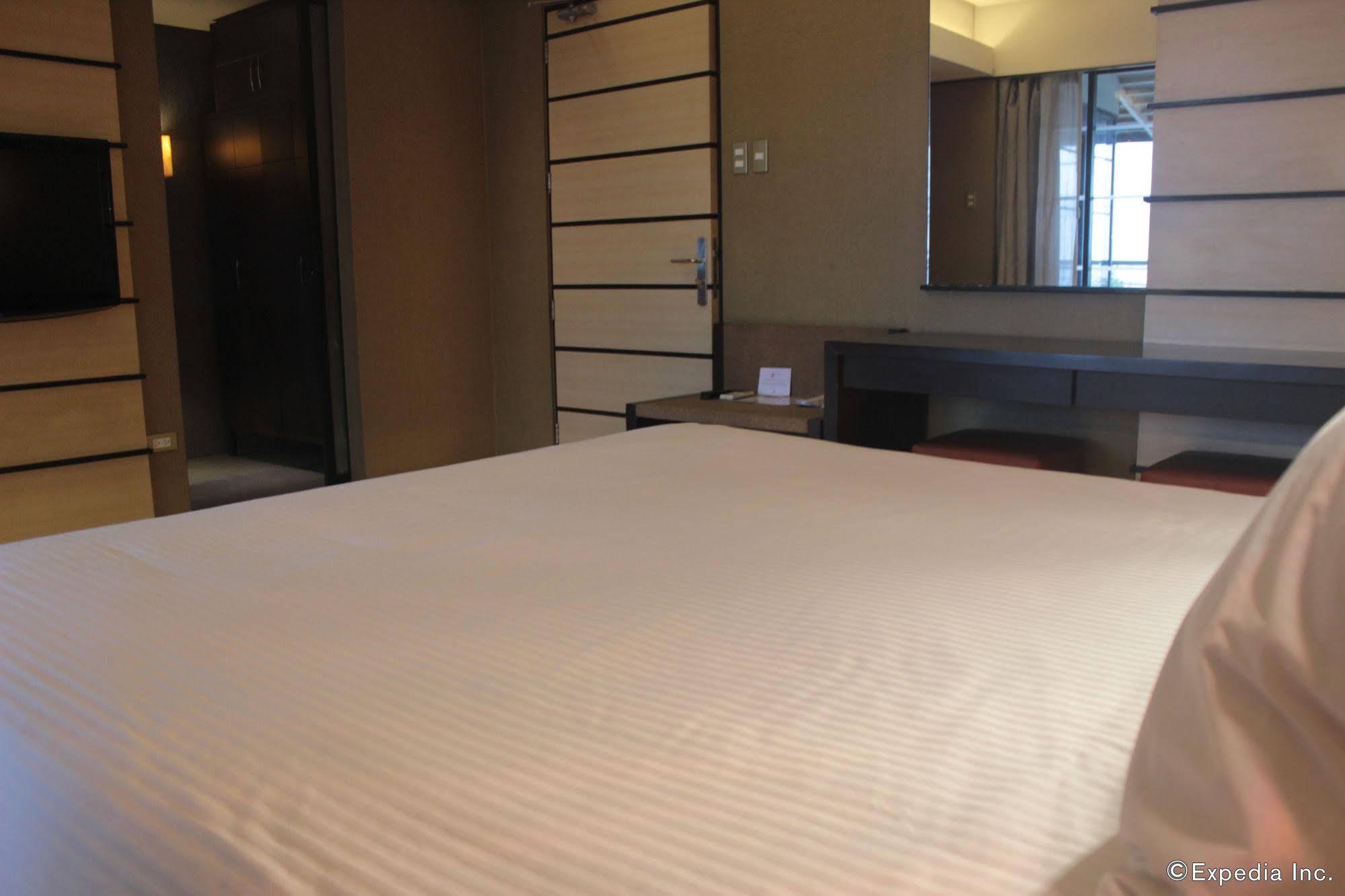 Soleste Suites