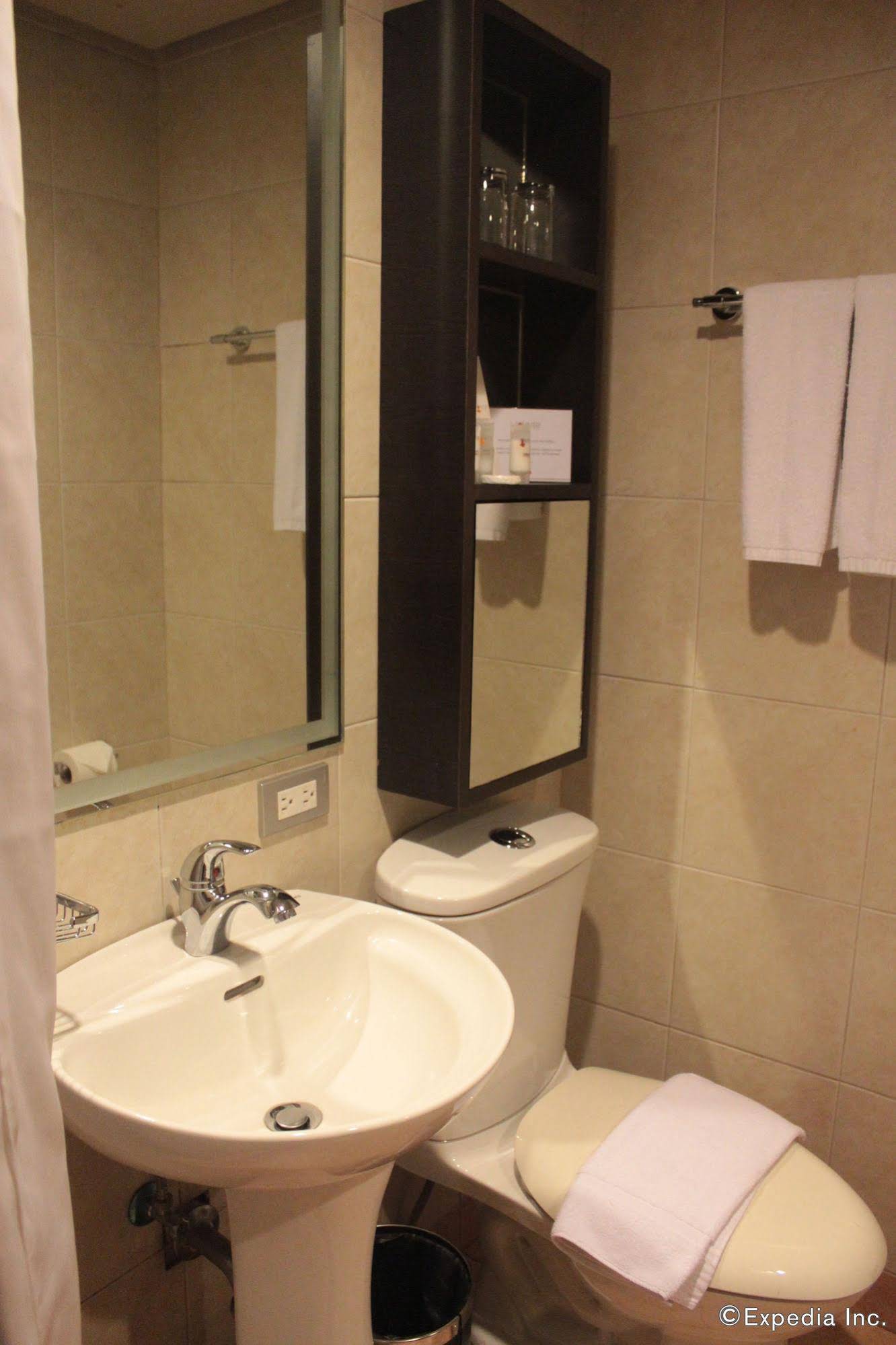 Soleste Suites