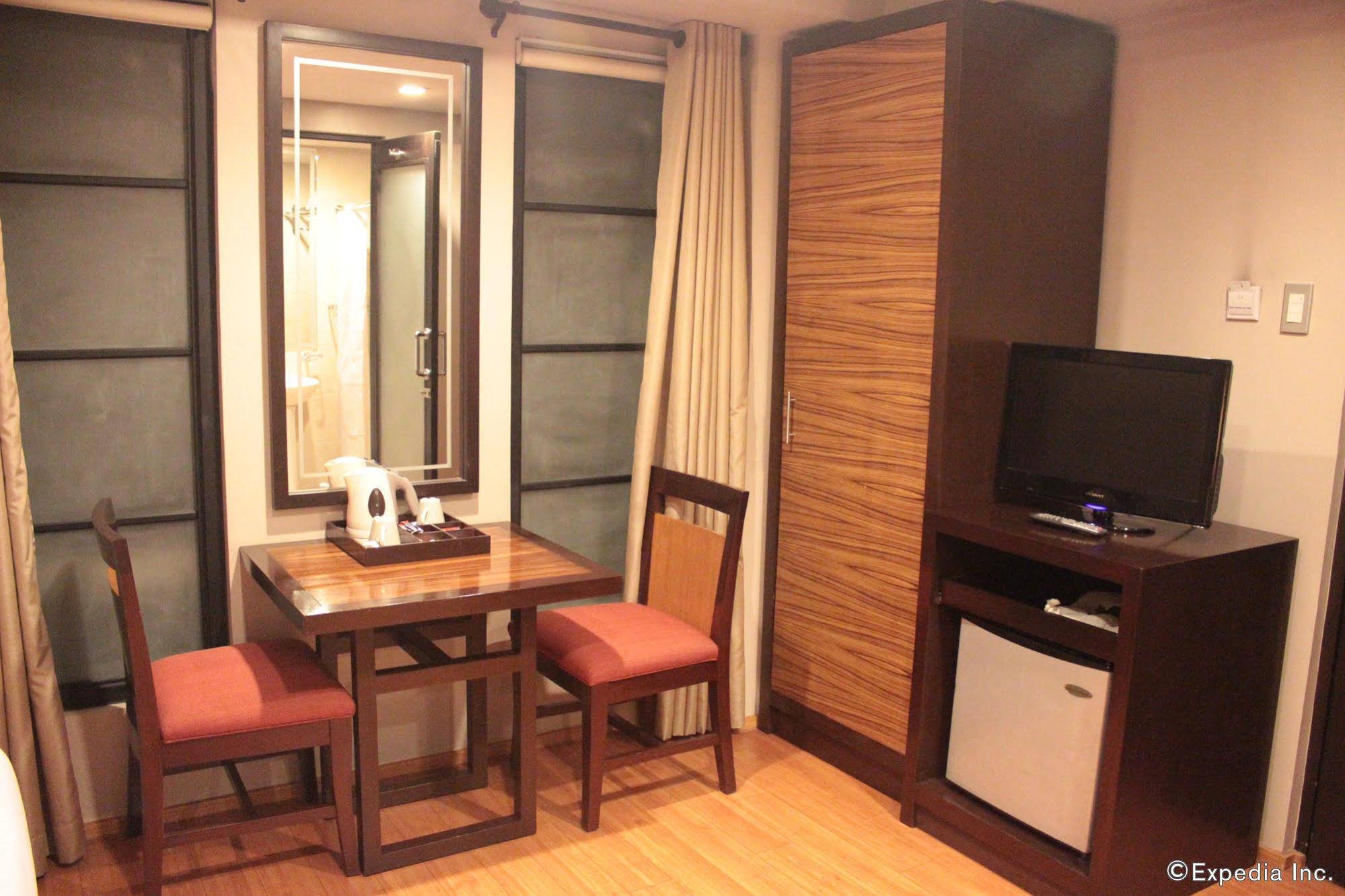 Soleste Suites