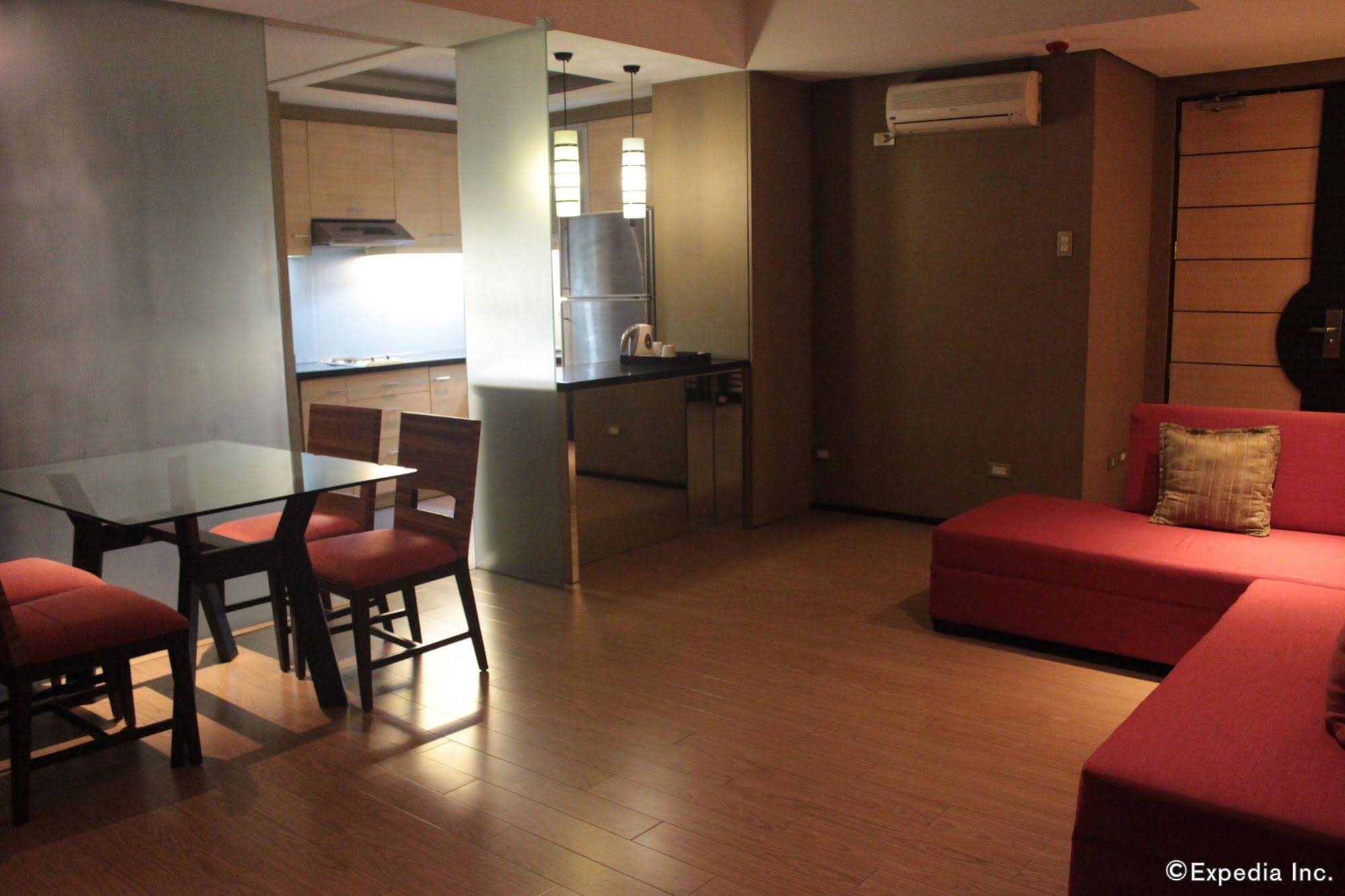 Soleste Suites