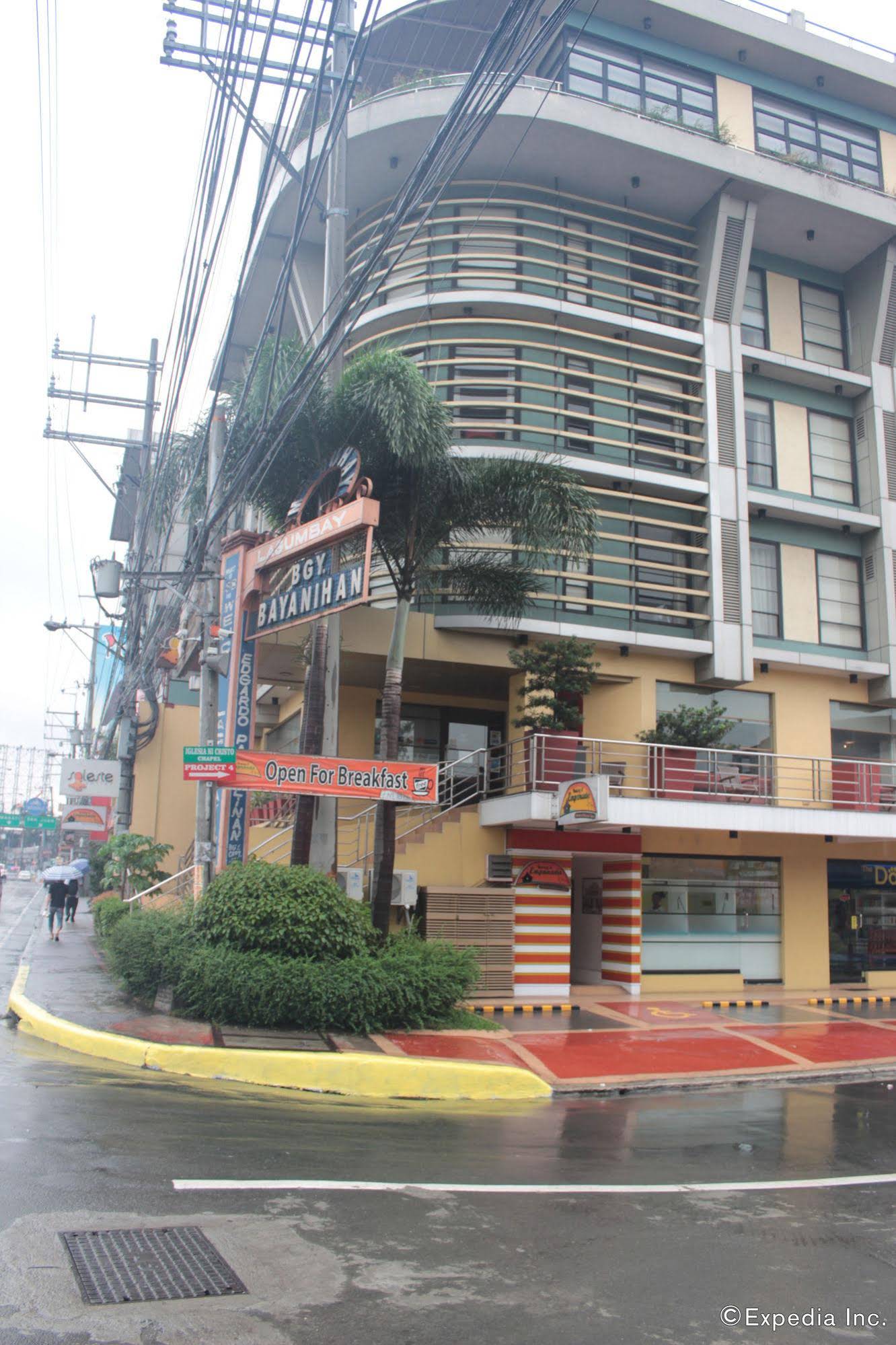 Soleste Suites