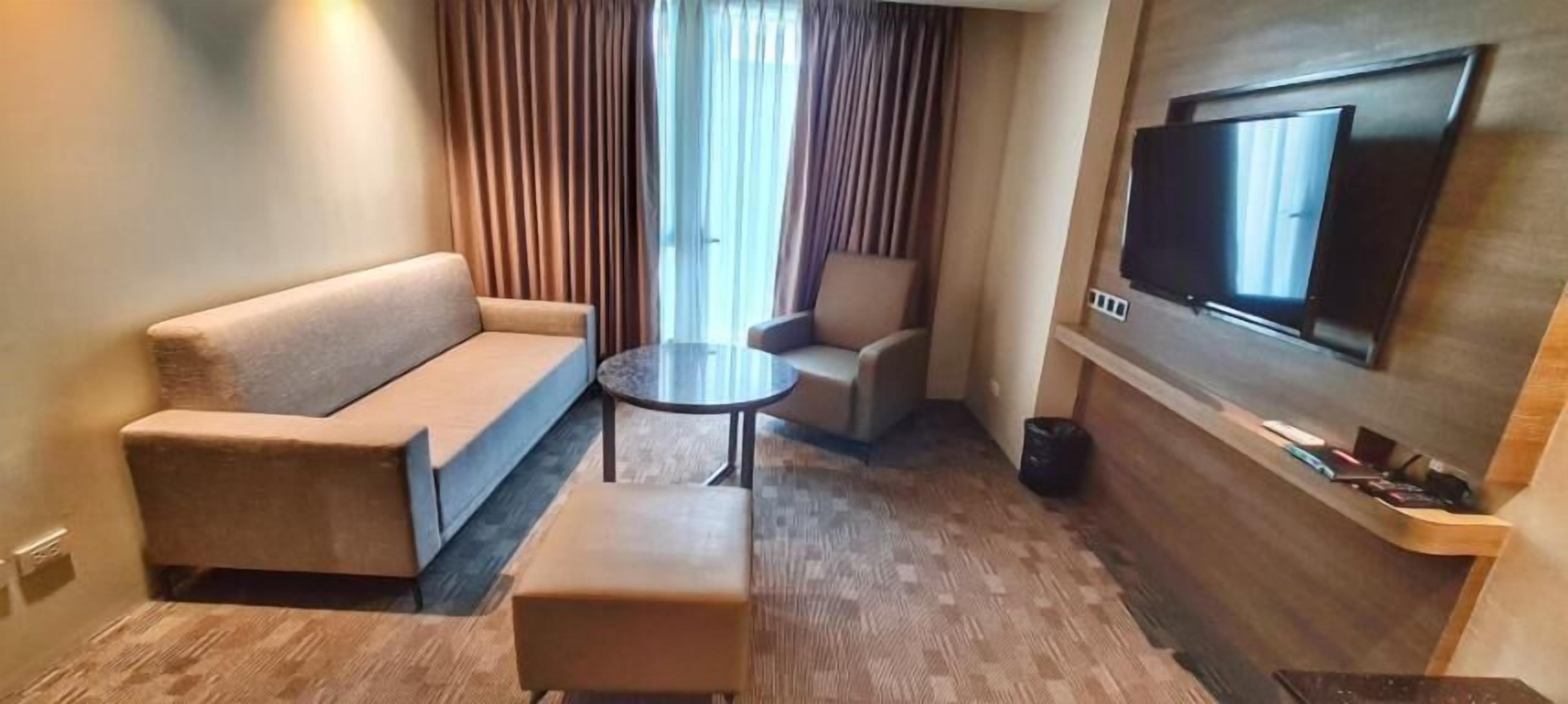 Sotogrande Katipunan Hotel