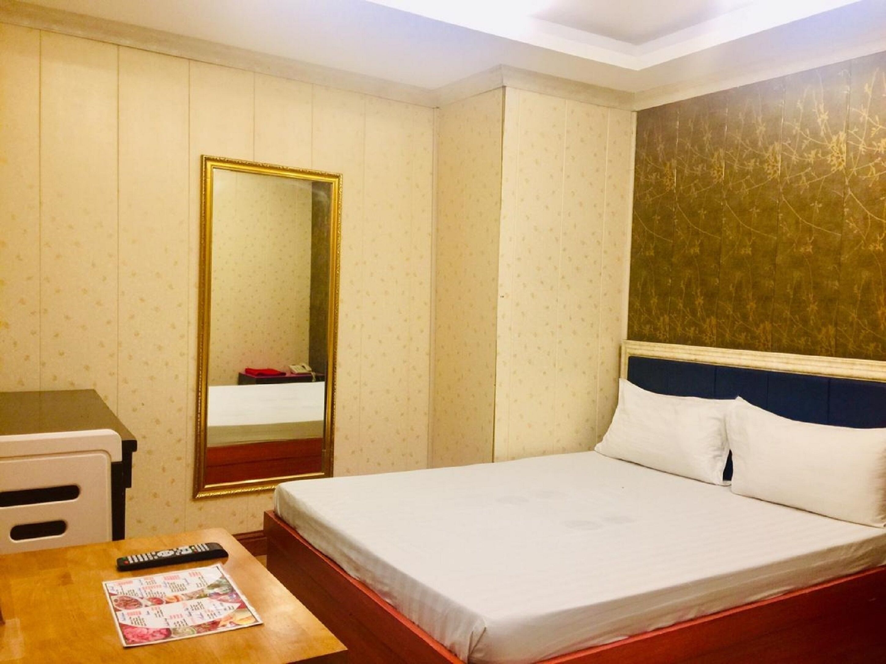 Spring Hotel by OYO Rooms