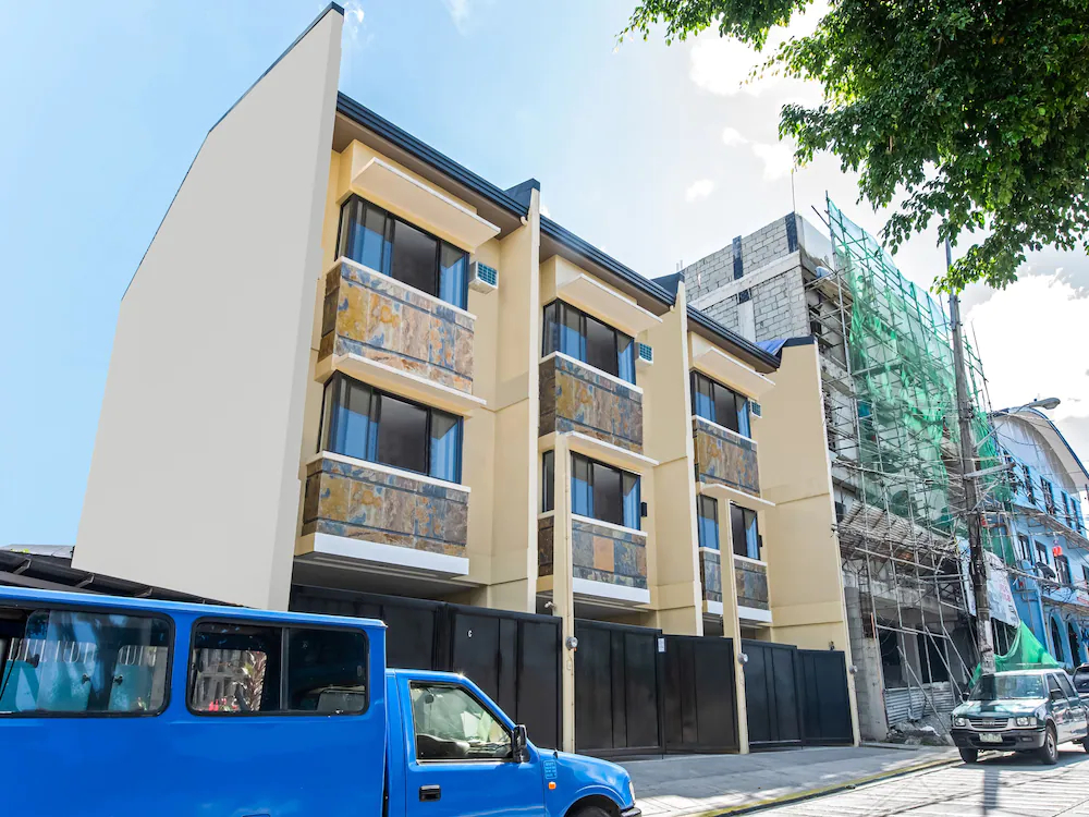 Terran Suites by OYO Rooms
