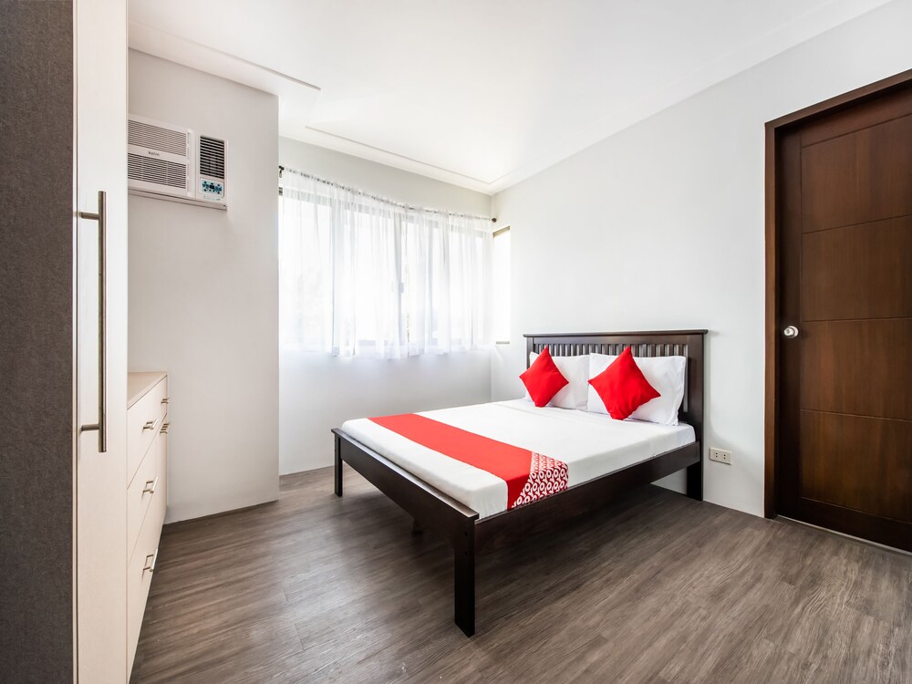 Terran Suites by OYO Rooms