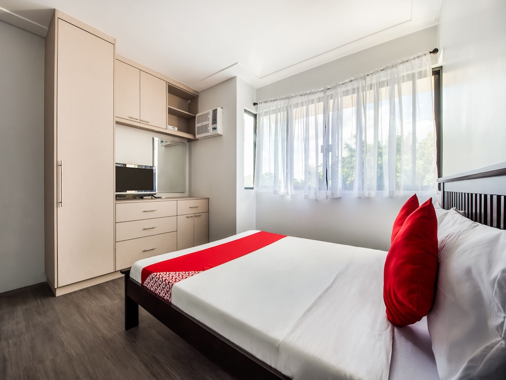 Terran Suites by OYO Rooms