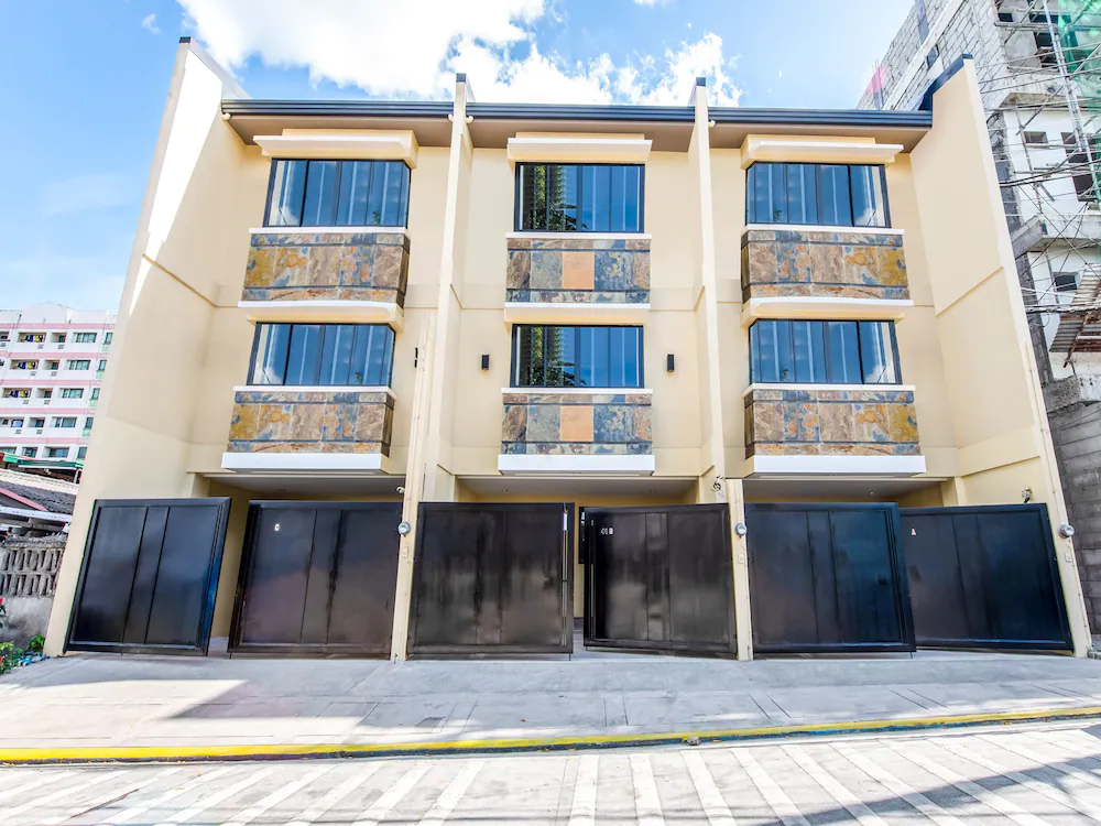 Terran Suites by OYO Rooms