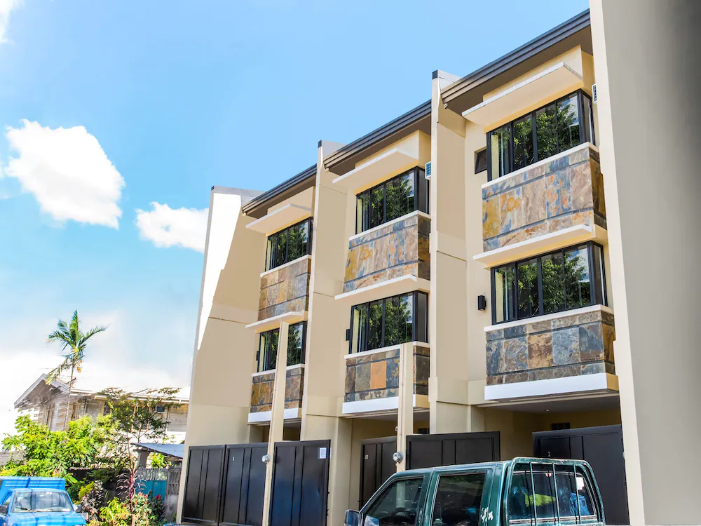 Terran Suites by OYO Rooms