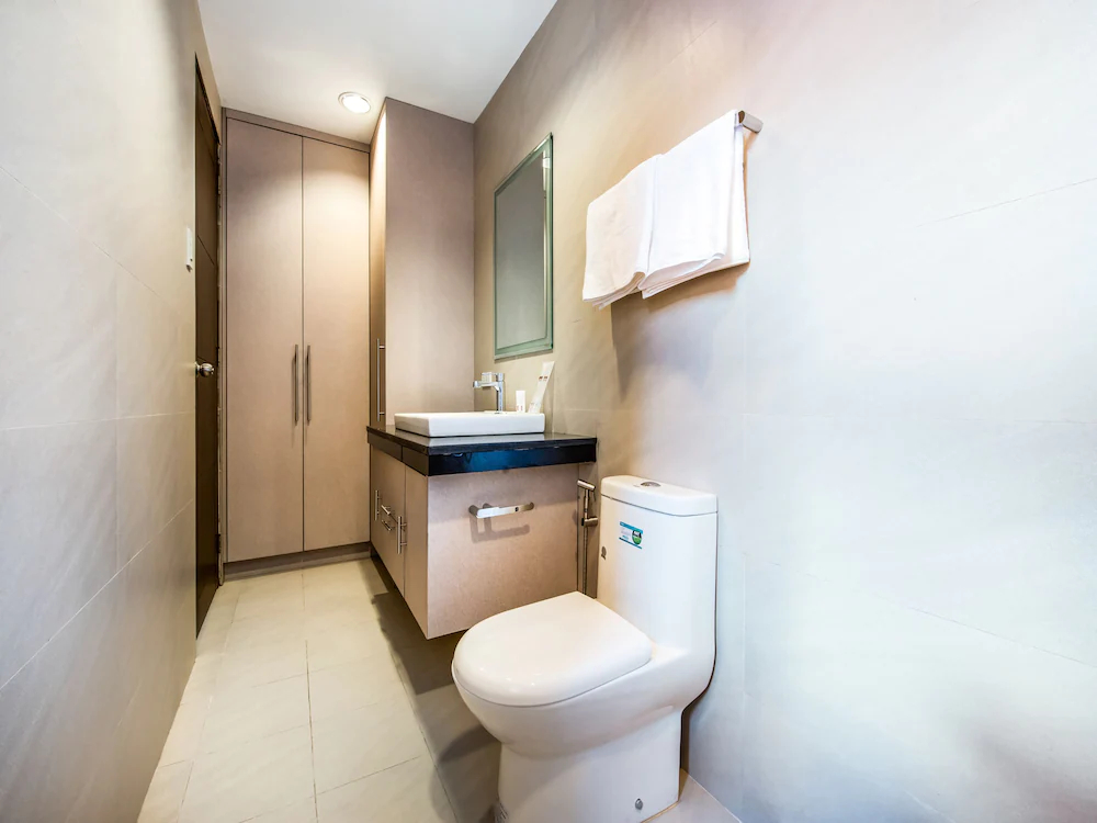 Terran Suites by OYO Rooms