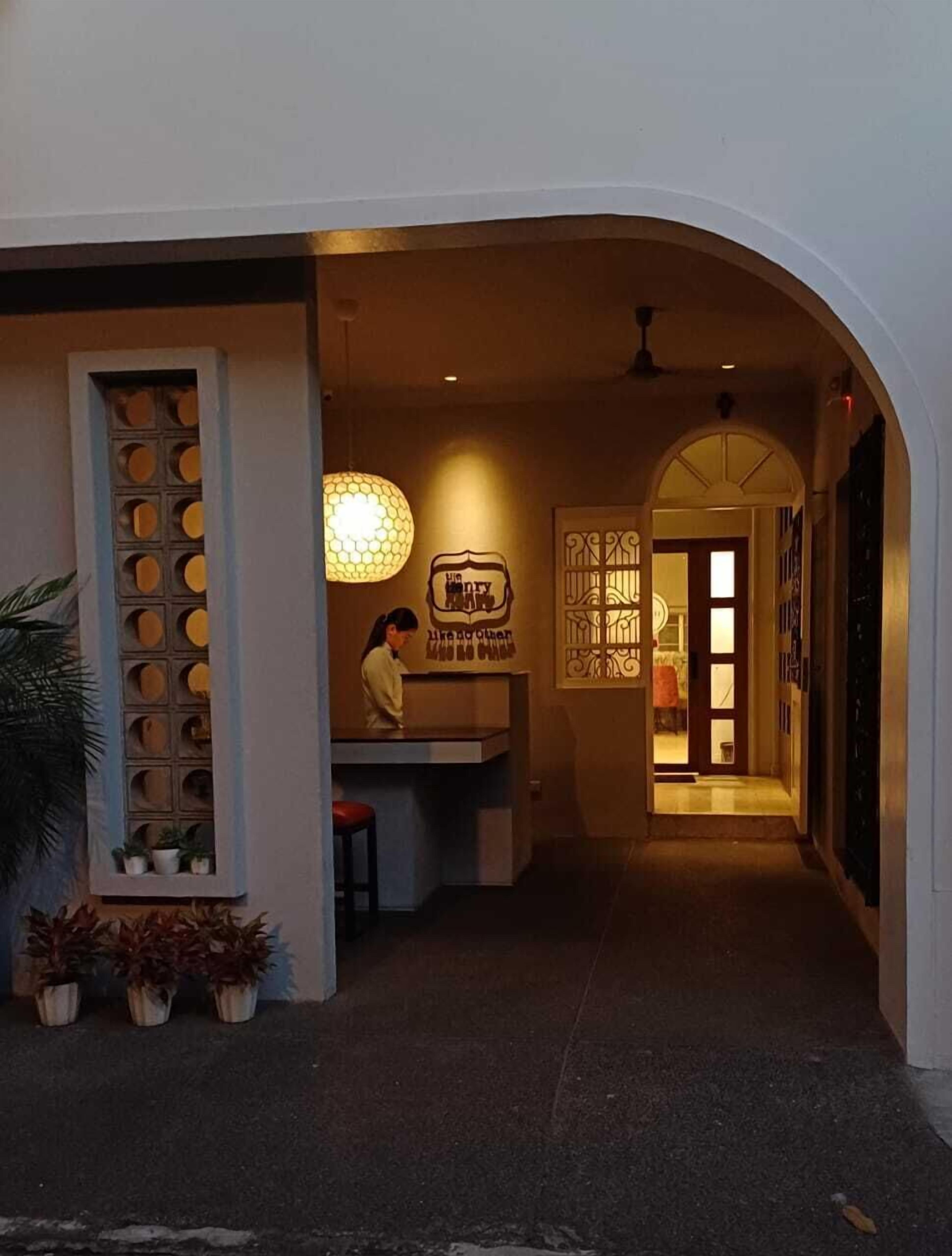 The Henry Suites MiraNila Quezon City