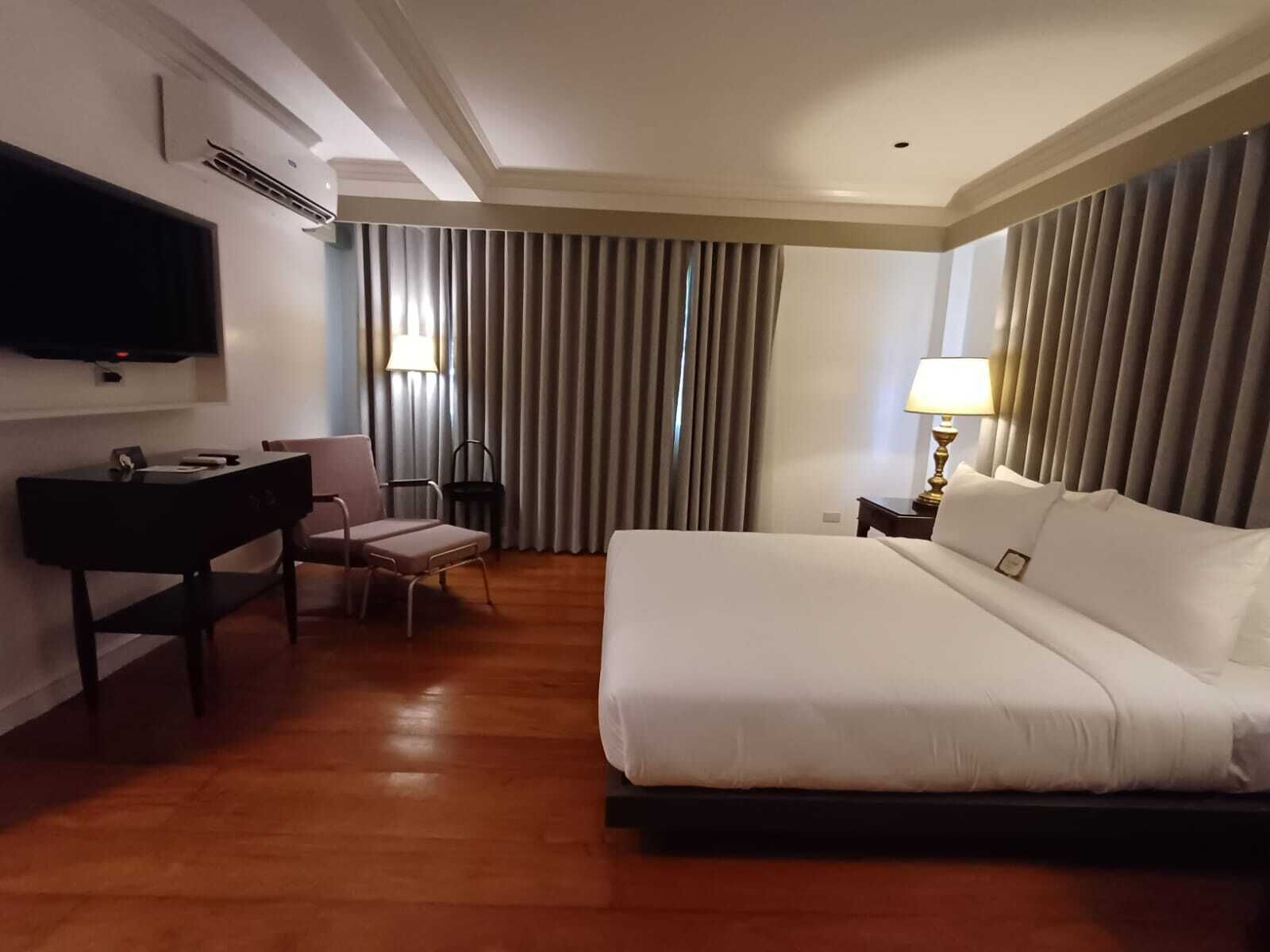 The Henry Suites MiraNila Quezon City