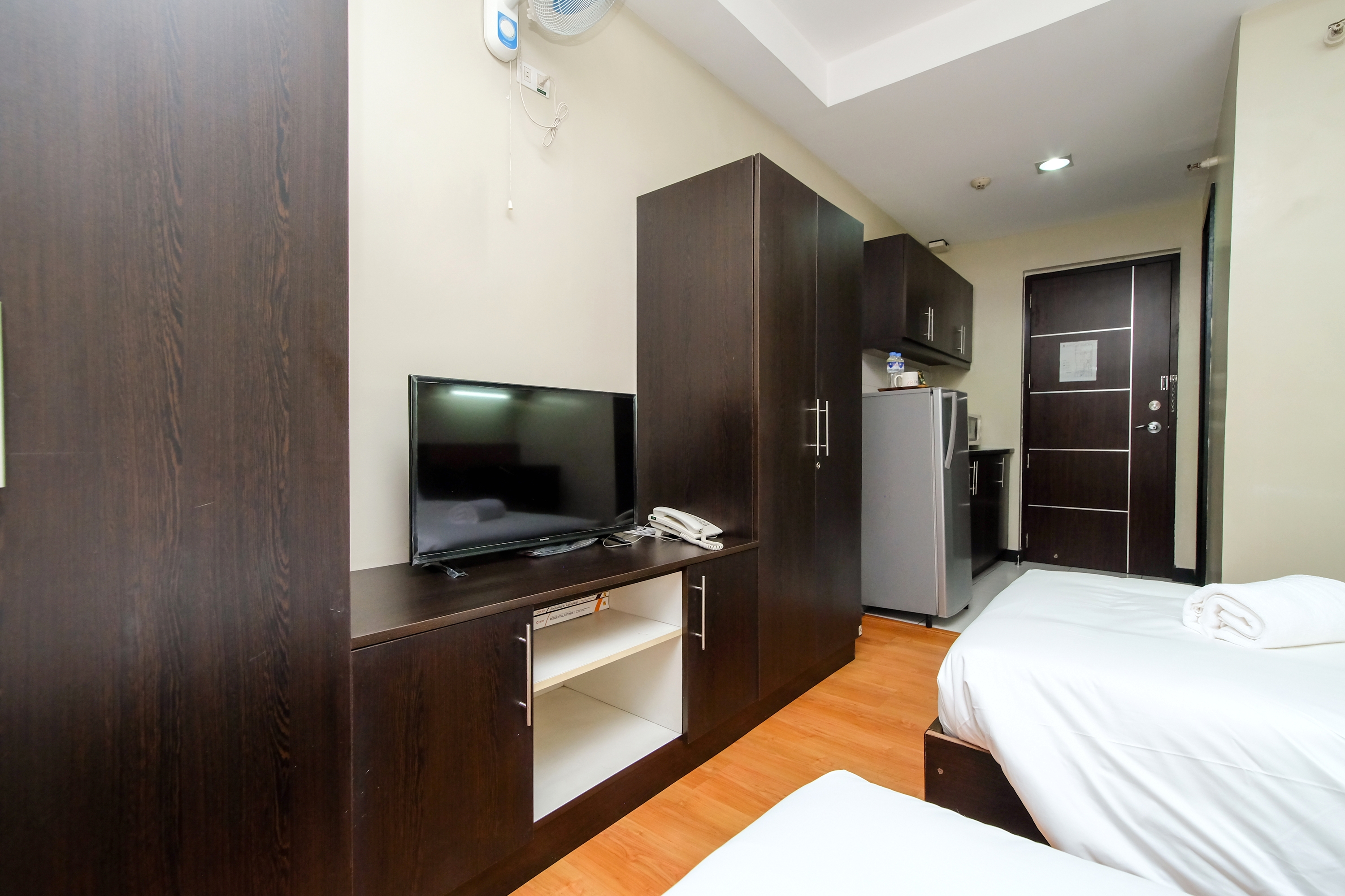 The Studio 87 Residences by ZEN Rooms