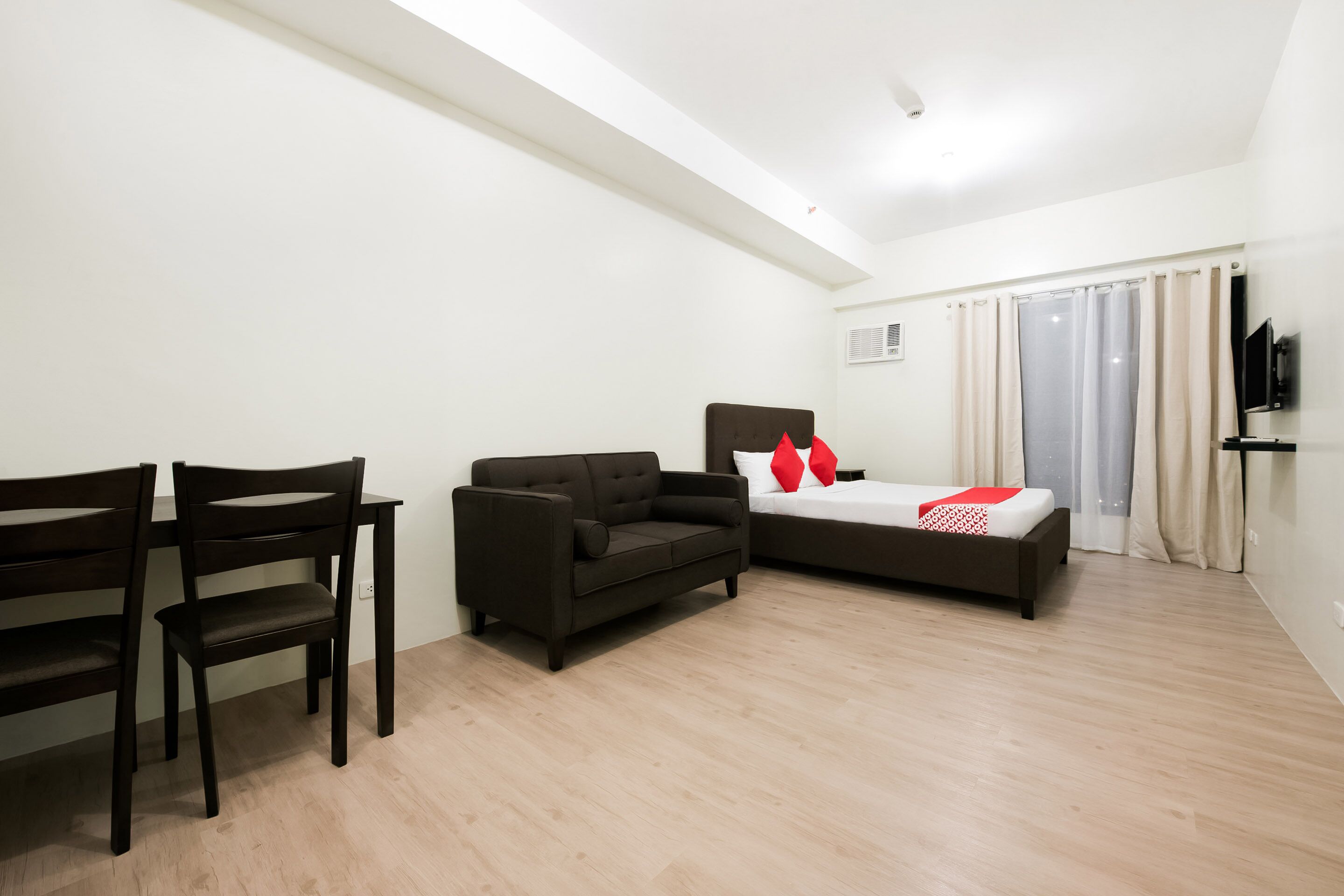 Vinia Residences by OYO Rooms by Filinvest