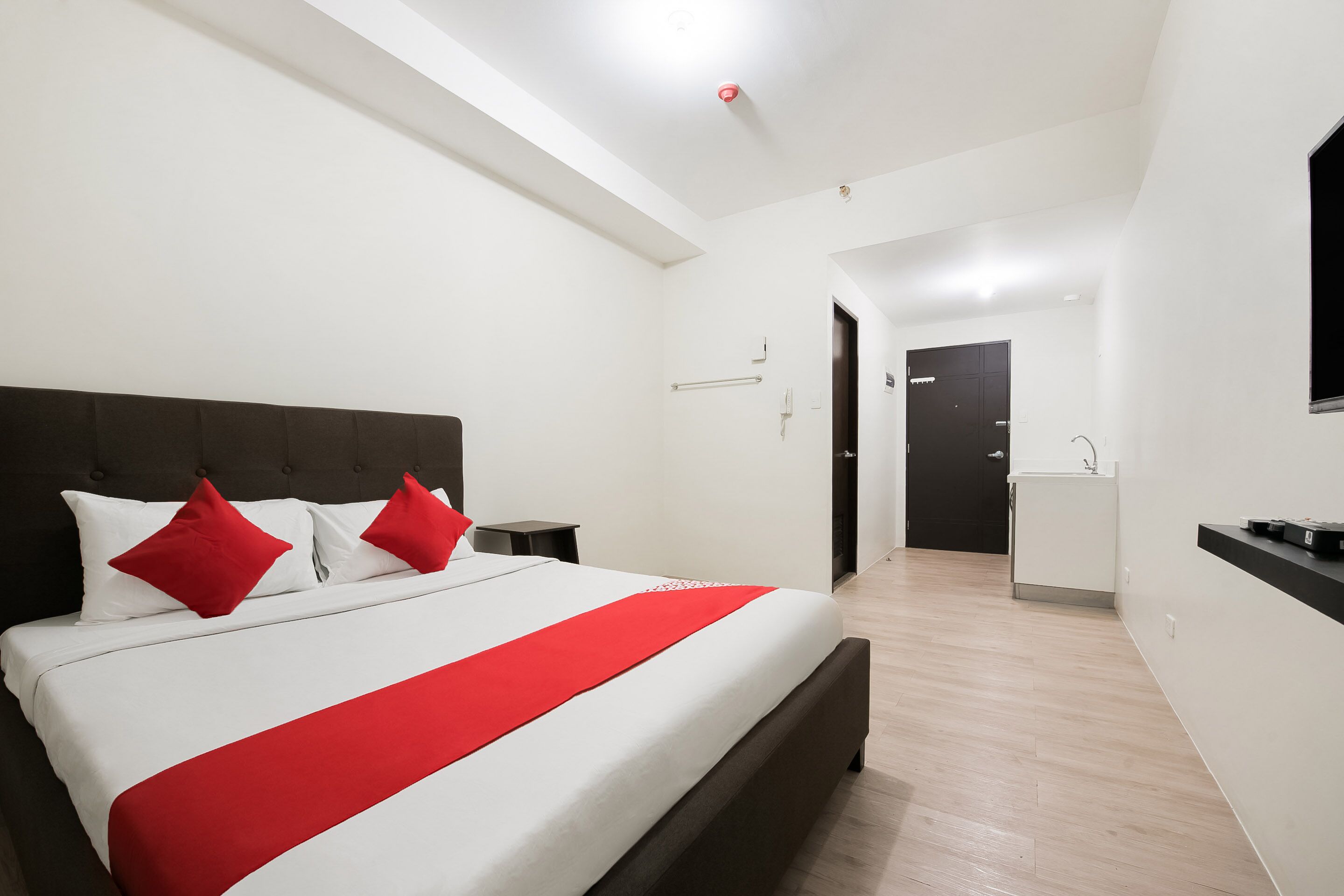 Vinia Residences by OYO Rooms by Filinvest