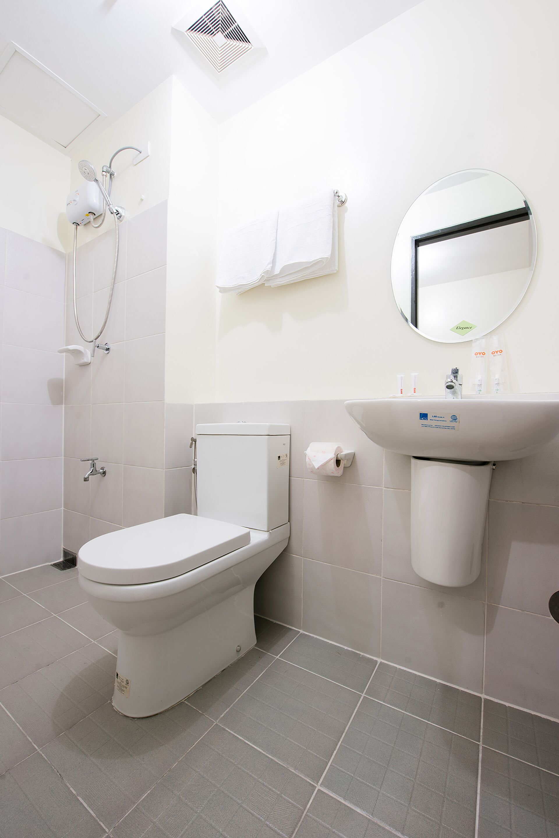 Vinia Residences by OYO Rooms by Filinvest