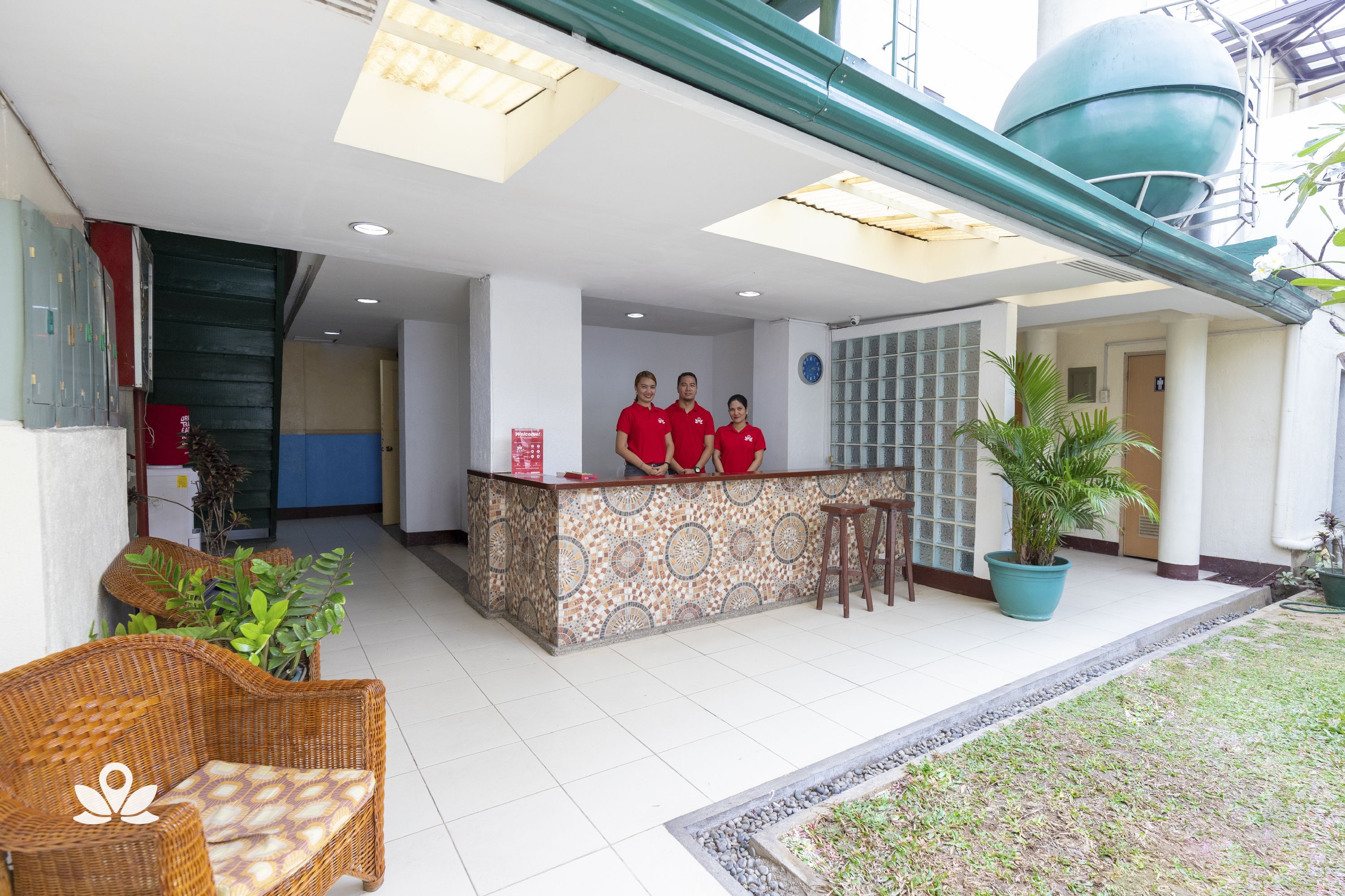 ZEN Rooms Basic 10th Ave Cubao