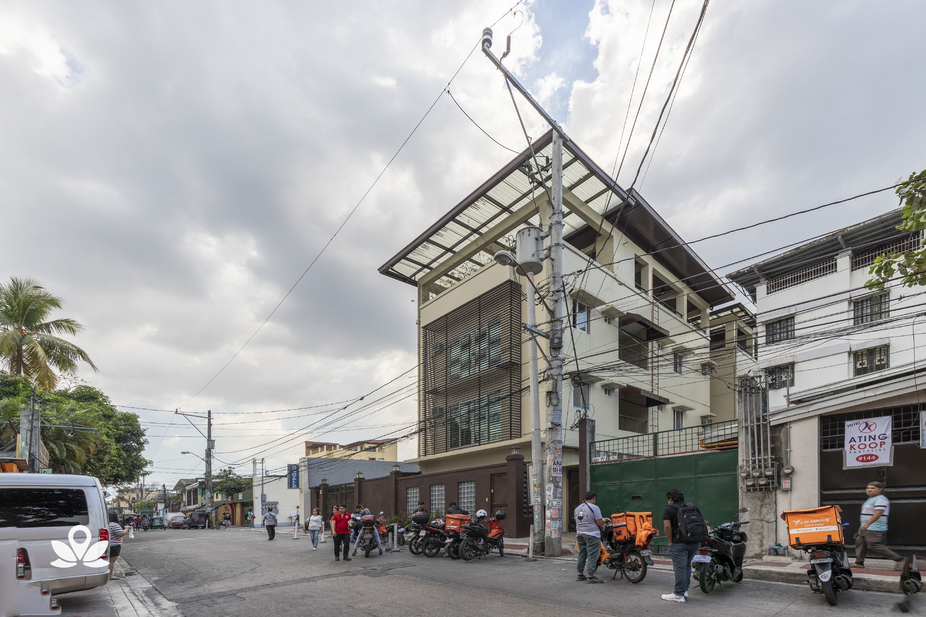 ZEN Rooms Basic 10th Ave Cubao