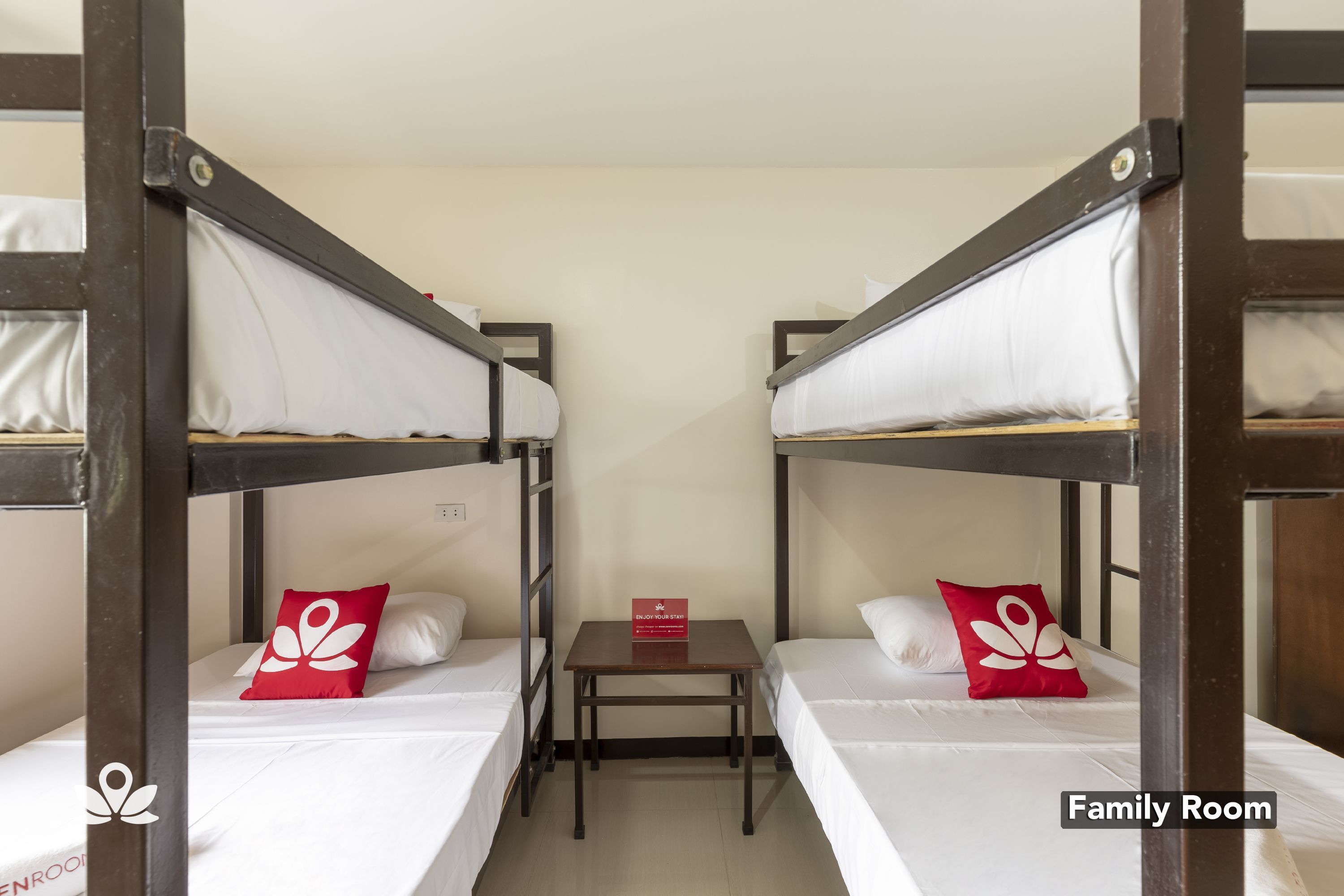ZEN Rooms Basic 10th Ave Cubao