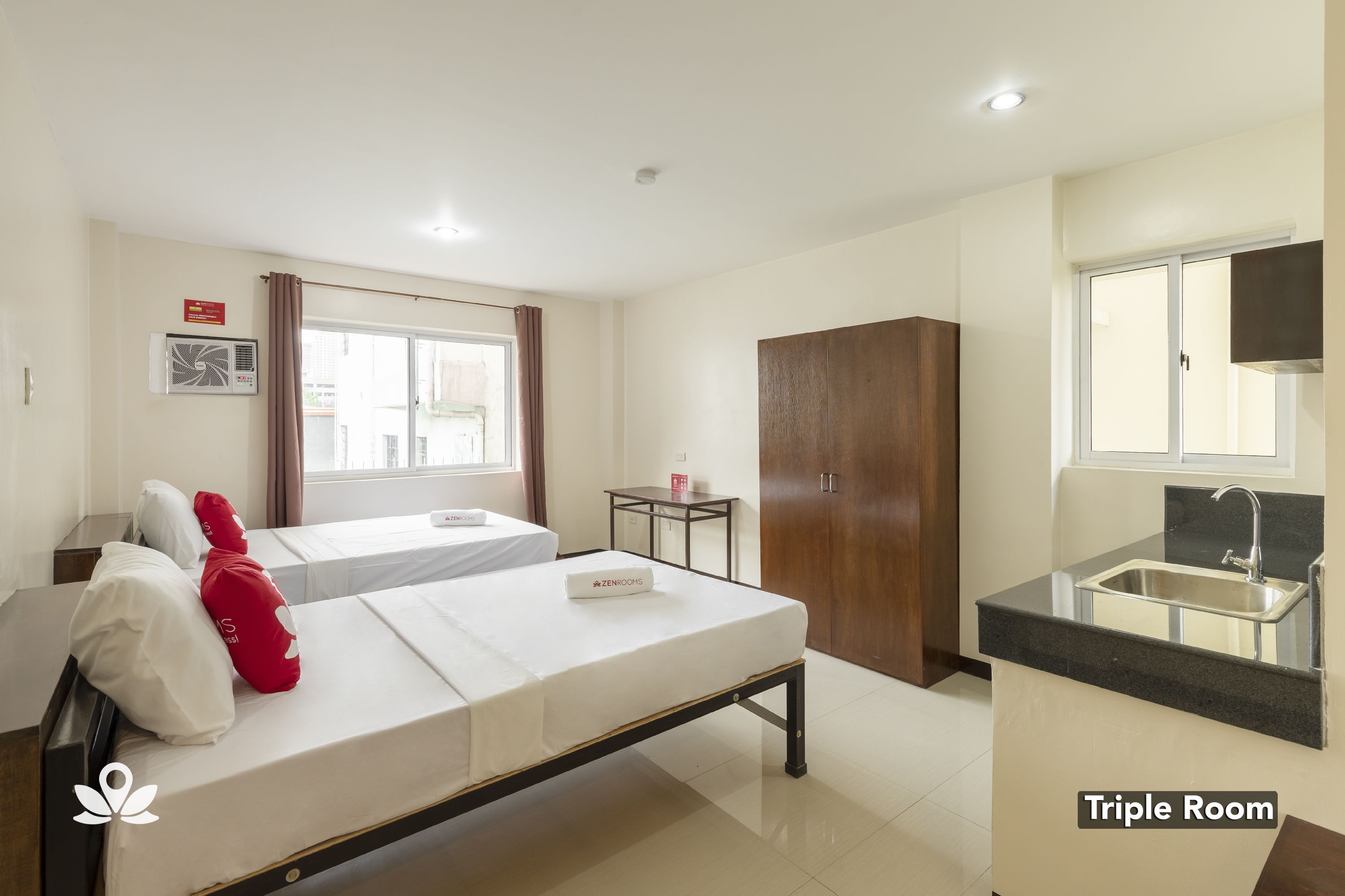 ZEN Rooms Basic 10th Ave Cubao
