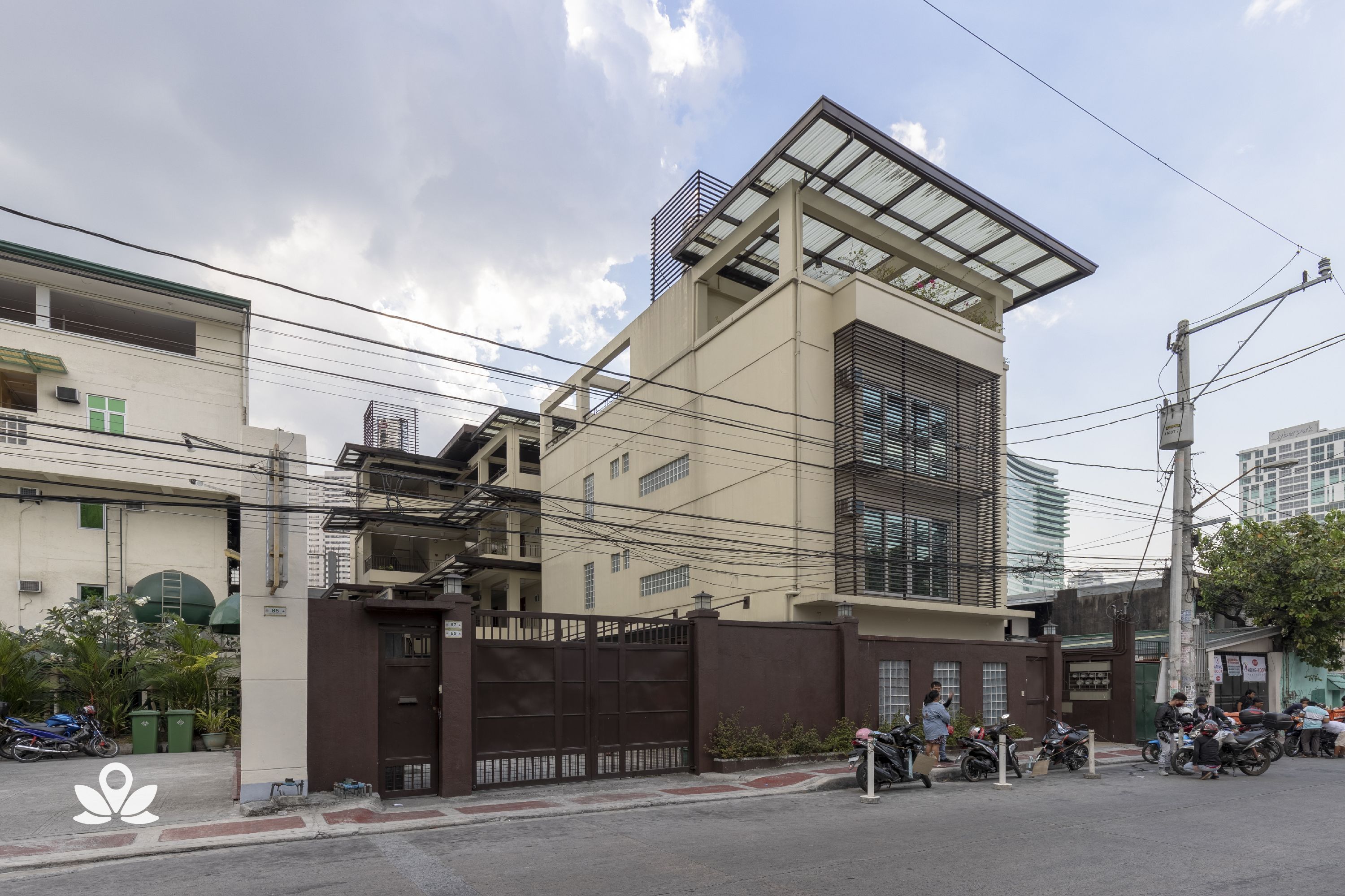 ZEN Rooms Basic 10th Ave Cubao
