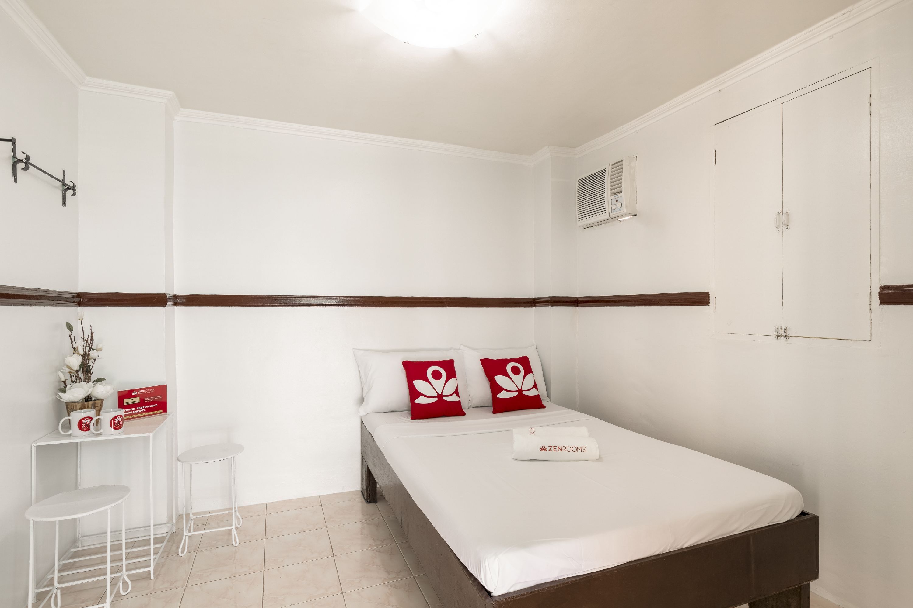 ZEN Rooms Basic 10th Ave Cubao